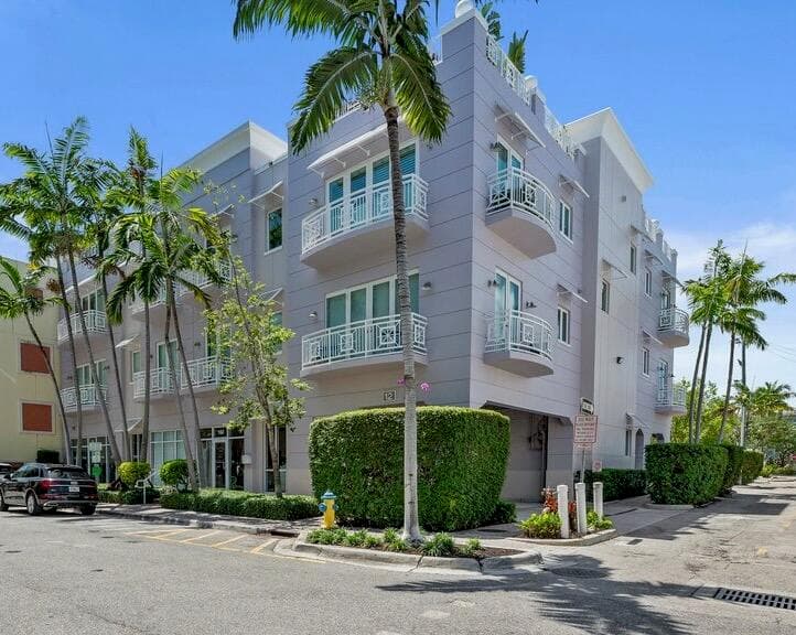 12 SE 1st Avenue 302, Delray Beach, FL 33444 — photo 20 of 24