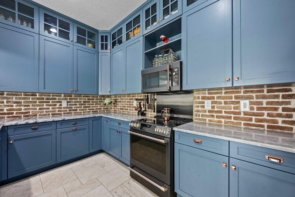 12 SE 1st Avenue 302, Delray Beach, FL 33444 — photo 4 of 24