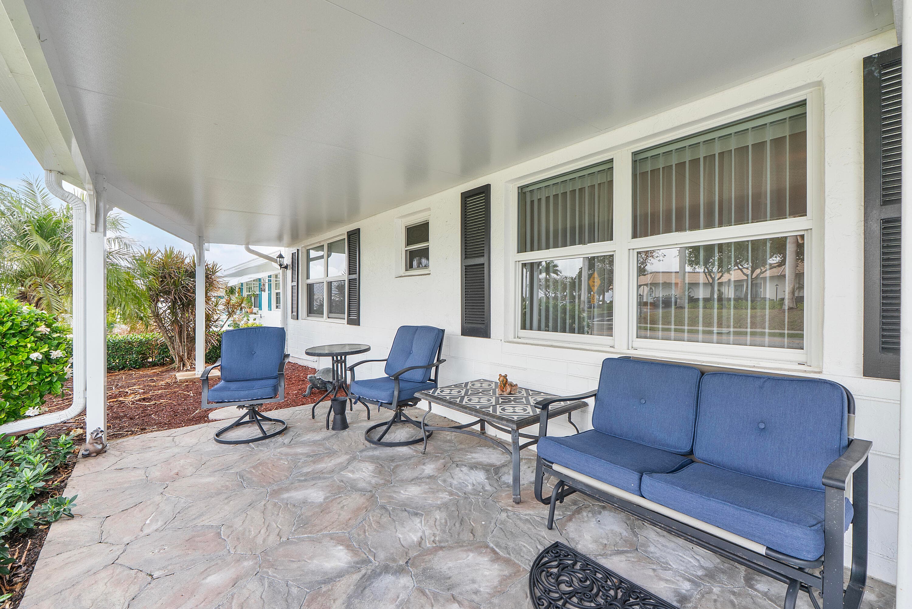 1810 SW 18th Street, Boynton Beach, FL 33426 — photo 4 of 38
