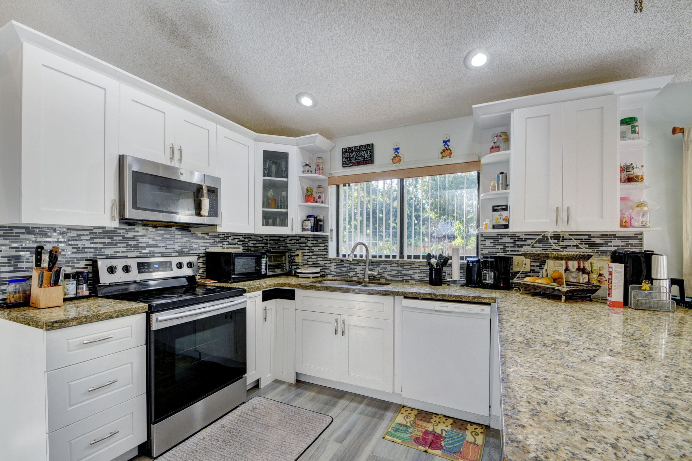 9697 Majestic Way, Boynton Beach, FL 33437 — photo 11 of 44