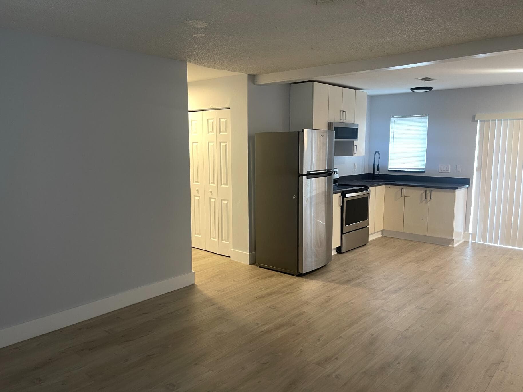 780 NE 46th Court 2, Oakland Park, FL 33334 — photo 3 of 16