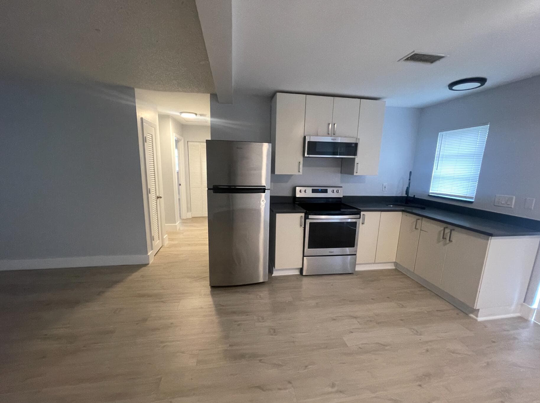 780 NE 46th Court 2, Oakland Park, FL 33334 — photo 10 of 16