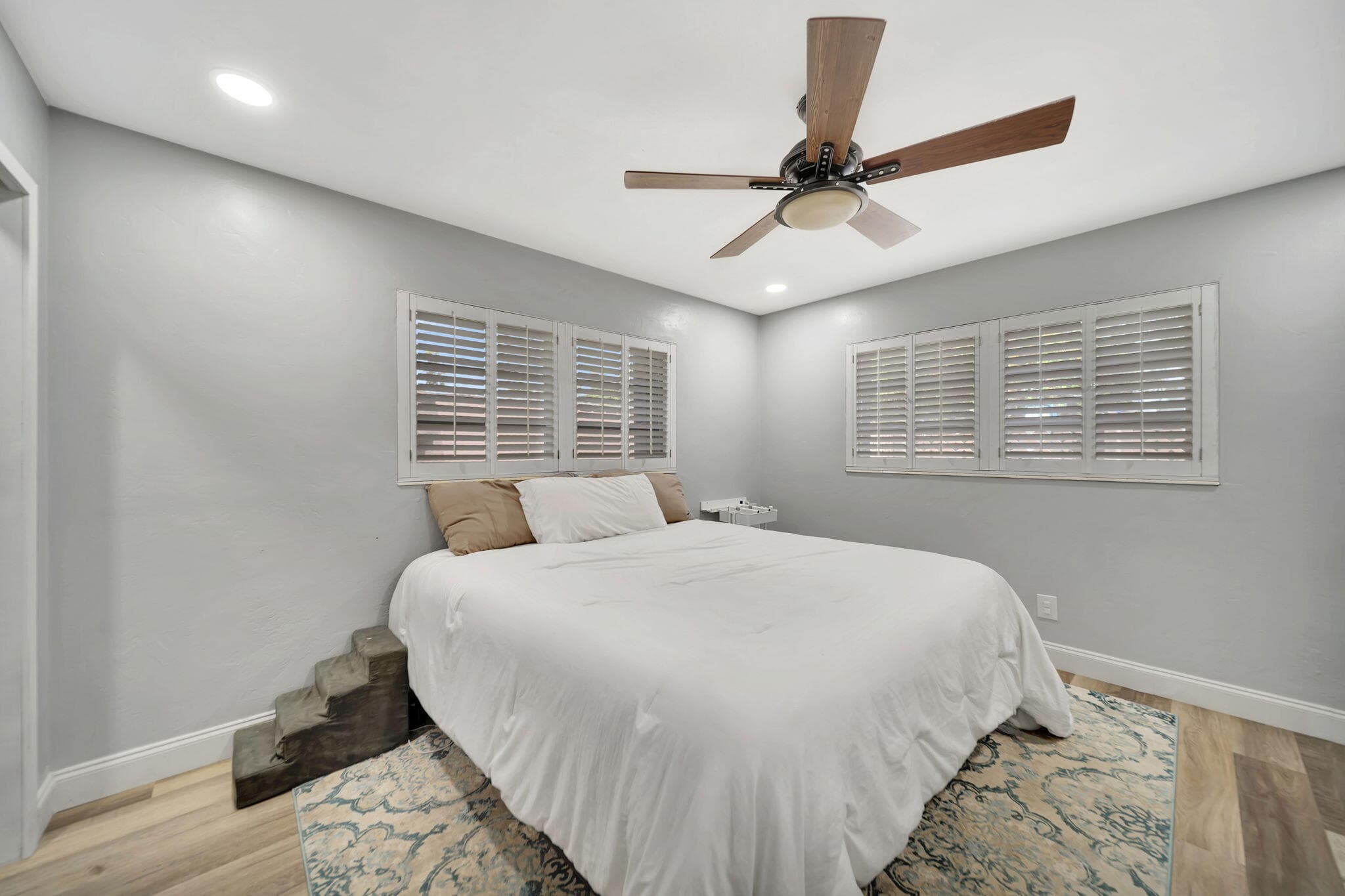 831 NW 39th Street, Oakland Park, FL 33309 — photo 18 of 46