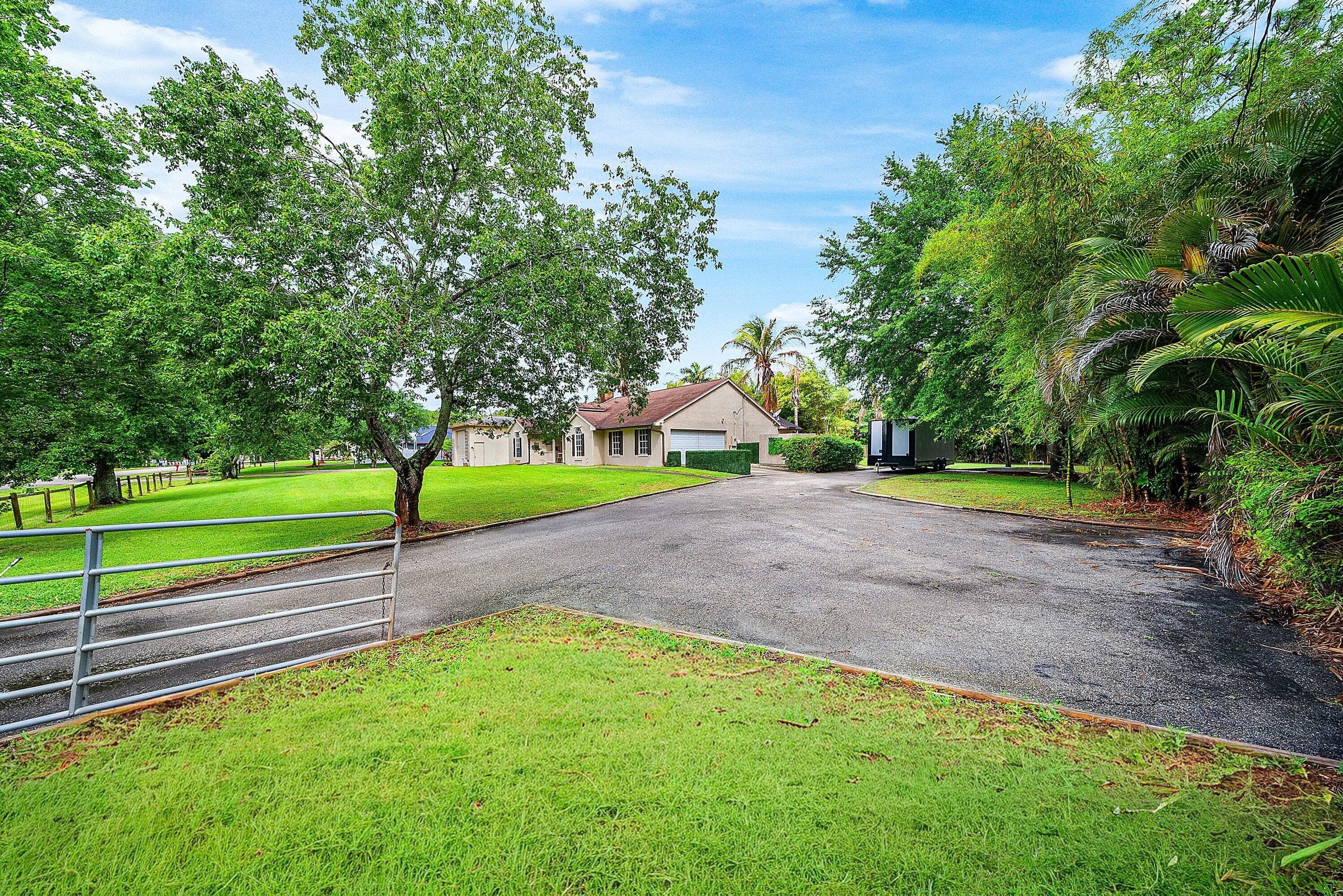 12325 89th Place N, West Palm Beach, FL 33412 — photo 7 of 54