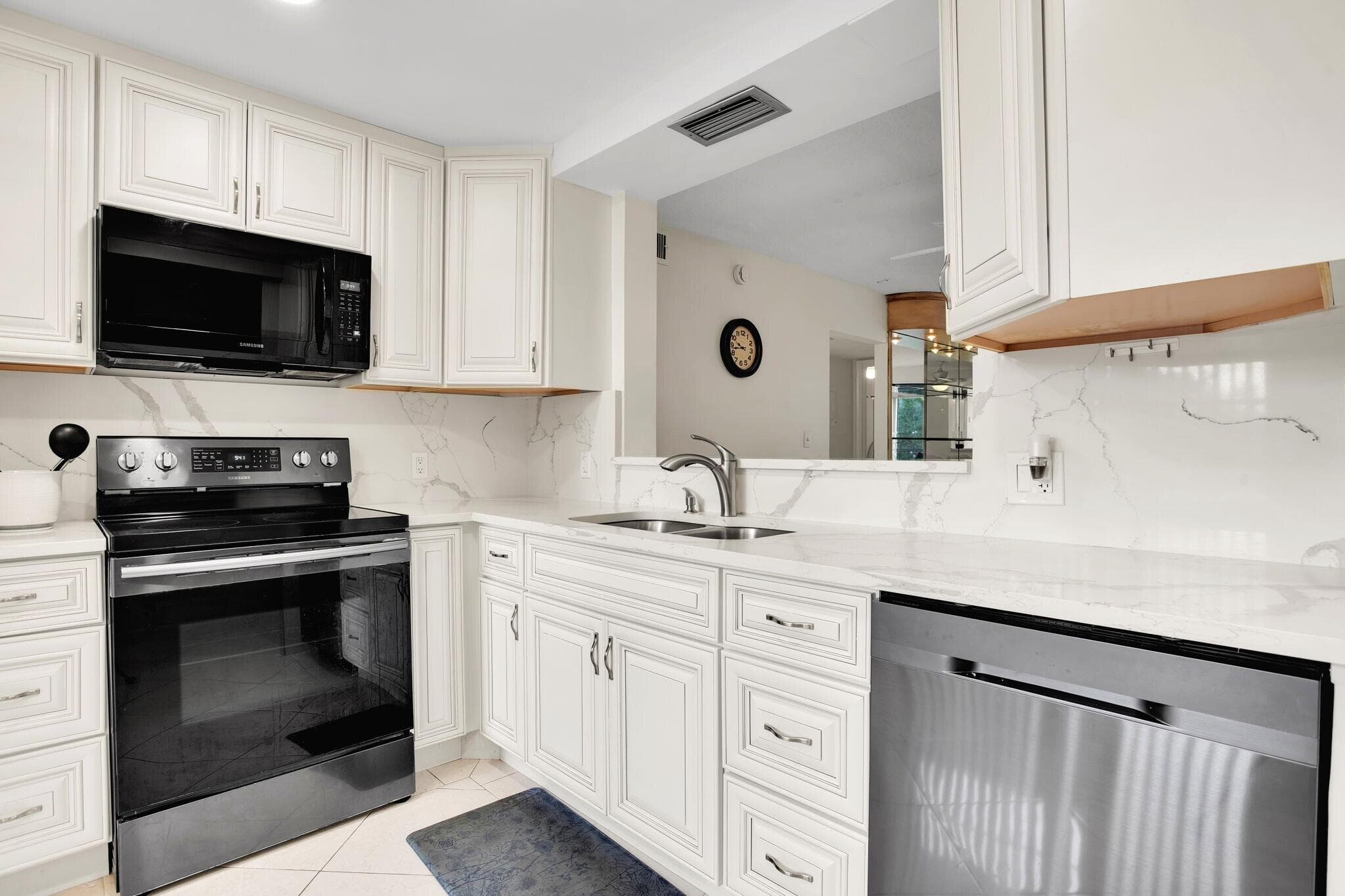 4701 Martinique Drive K3, Coconut Creek, FL 33066 — photo 1 of 32