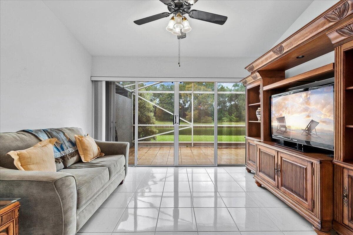 7771 Majestic Palm Drive, Boynton Beach, FL 33437 — photo 12 of 26