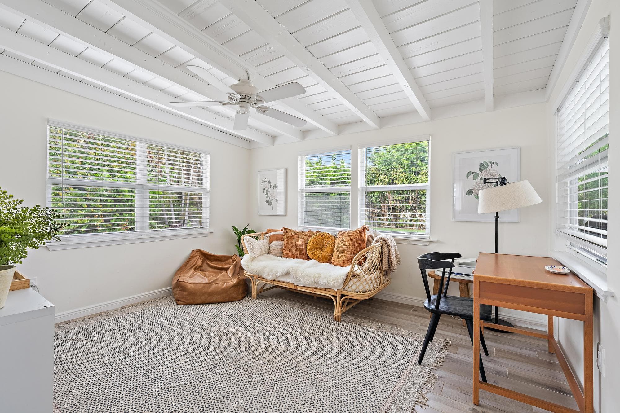 558 Ivy Avenue, Palm Beach Gardens, FL 33410 — photo 8 of 32