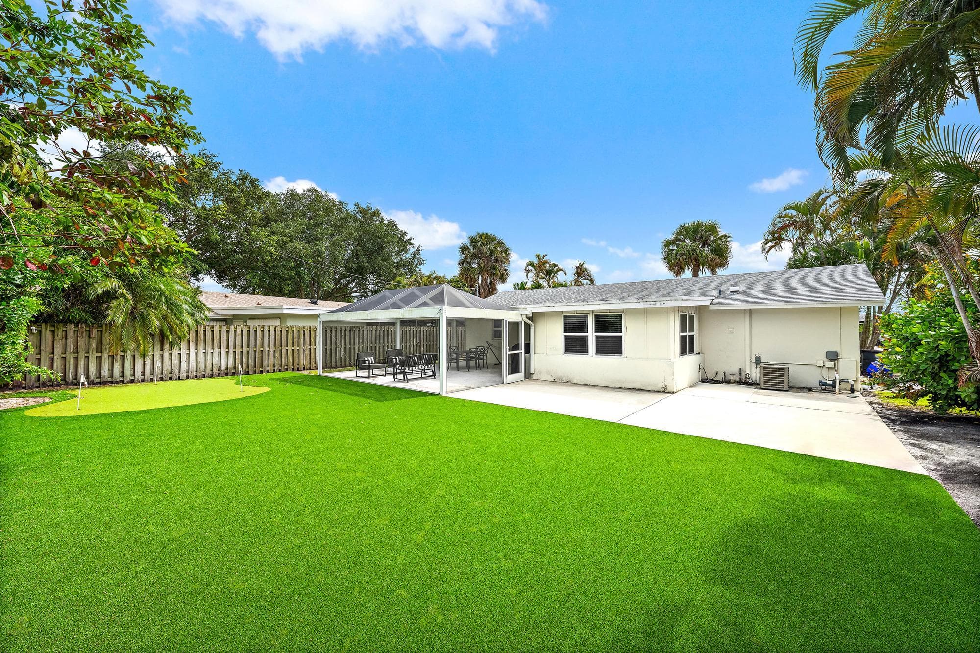 558 Ivy Avenue, Palm Beach Gardens, FL 33410 — photo 16 of 32