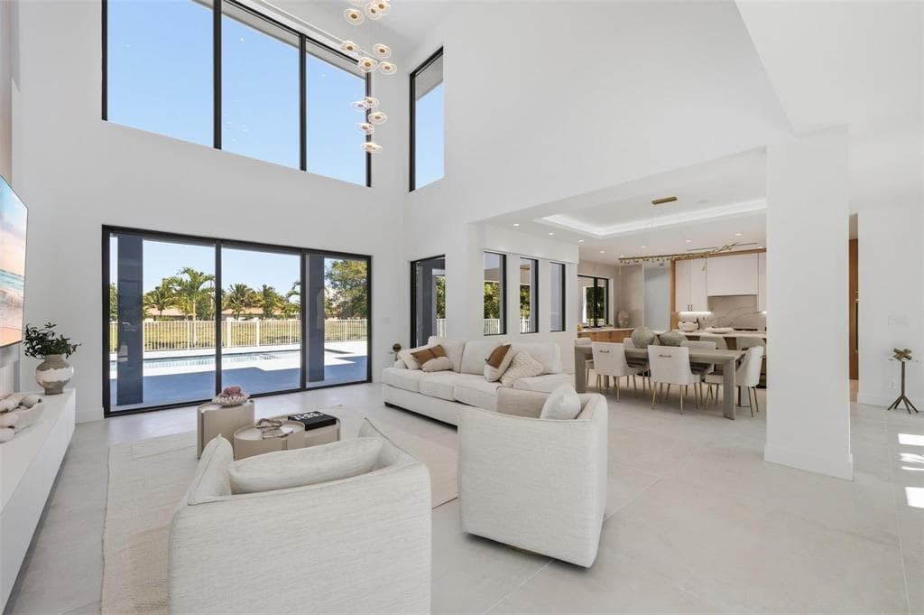 3716 Embassy Drive, West Palm Beach, FL 33401 — photo 9 of 30