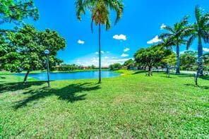 435 SW Natura Avenue A, Deerfield Beach, FL 33441 — photo 7 of 14