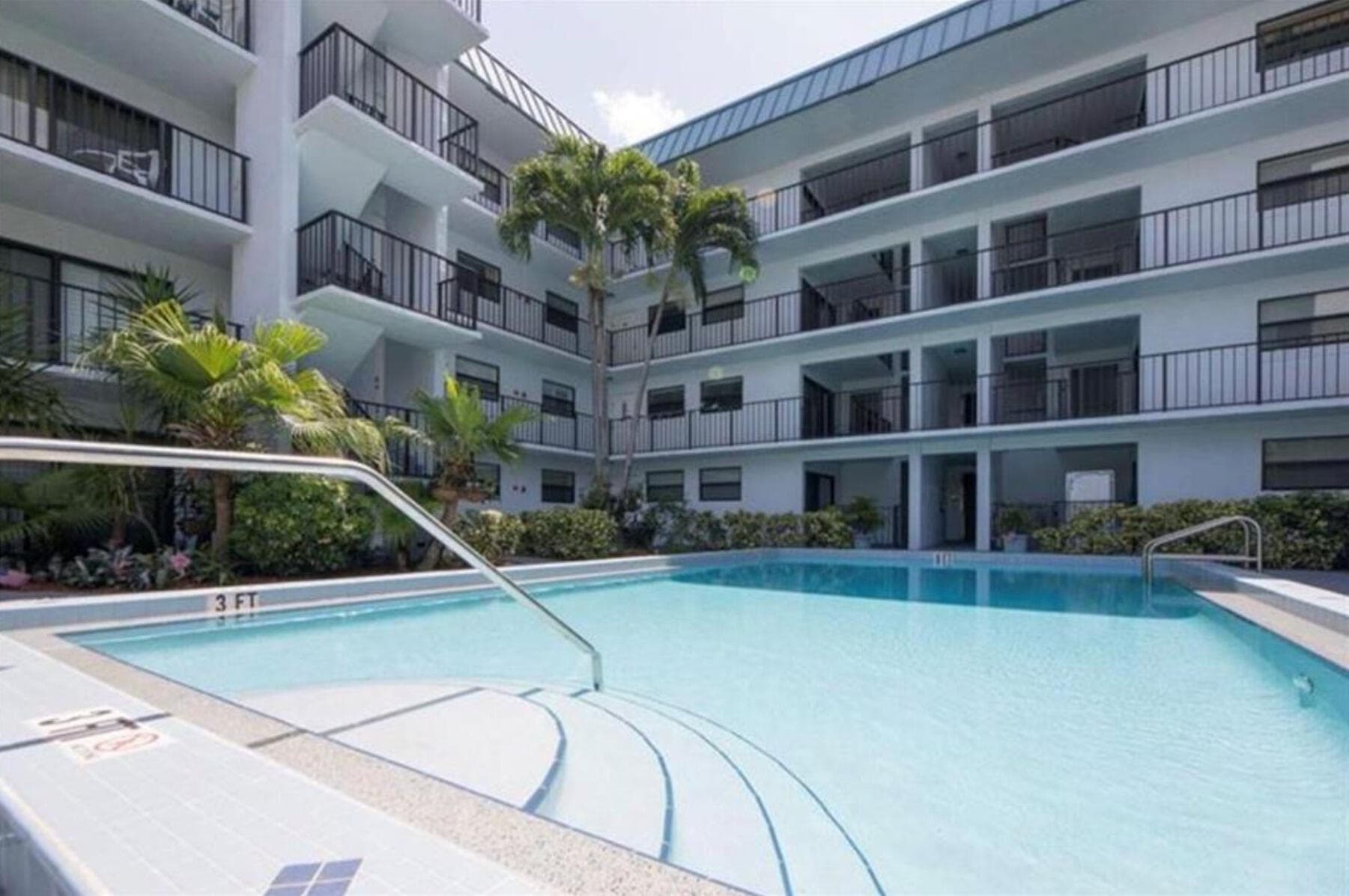 1975 SE 3rd Street 403, Deerfield Beach, FL 33441 — photo 1 of 37