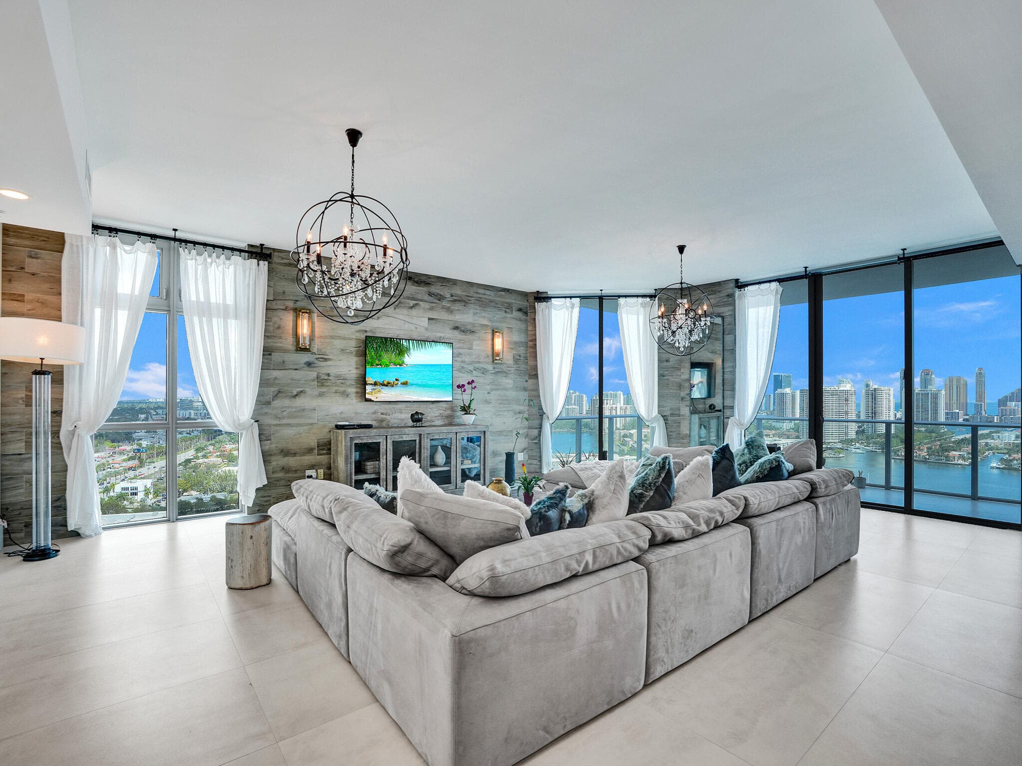 17301 Biscayne Boulevard, North Miami Beach, FL 33160 — photo 12 of 64