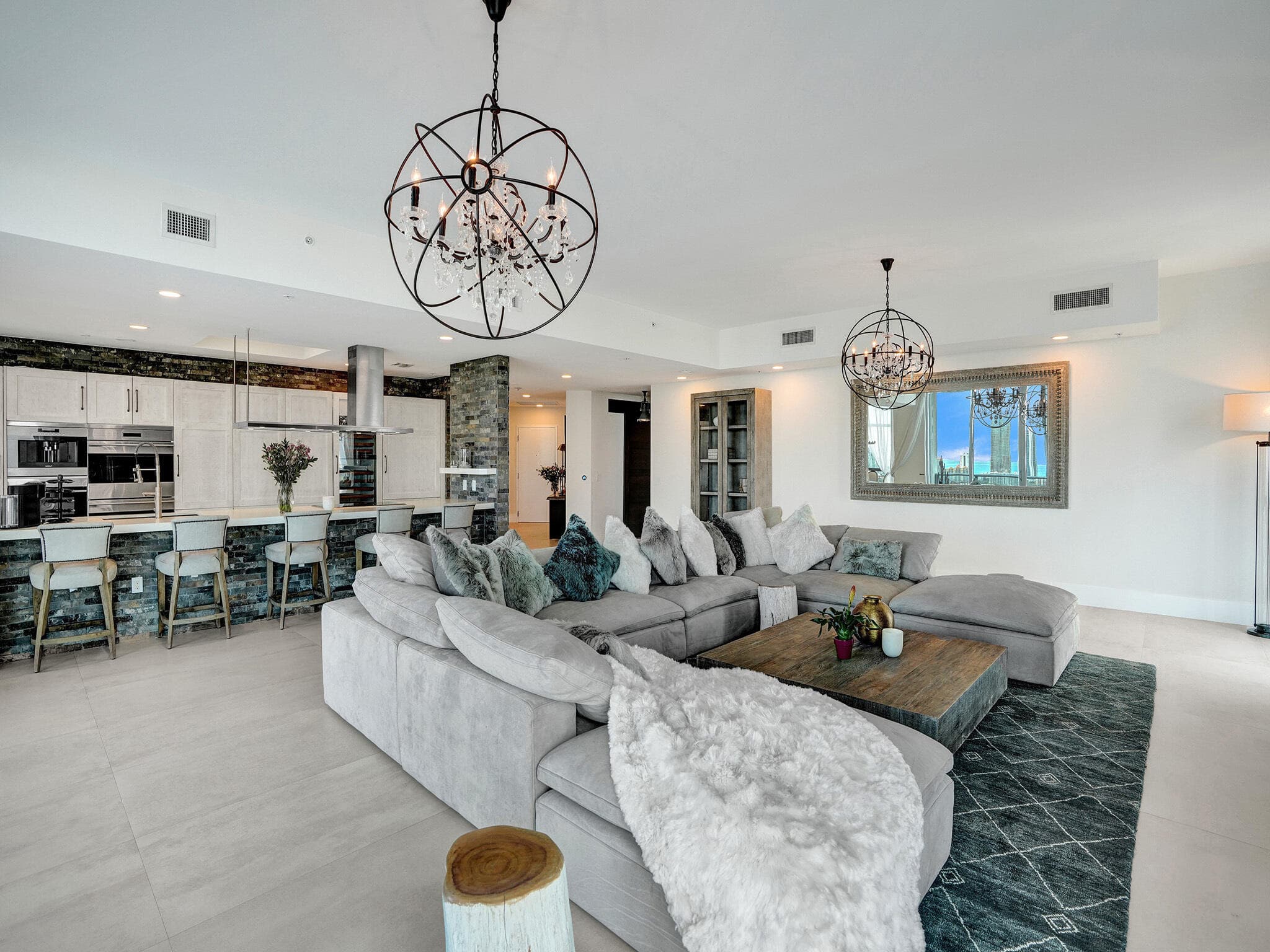 17301 Biscayne Boulevard, North Miami Beach, FL 33160 — photo 14 of 64