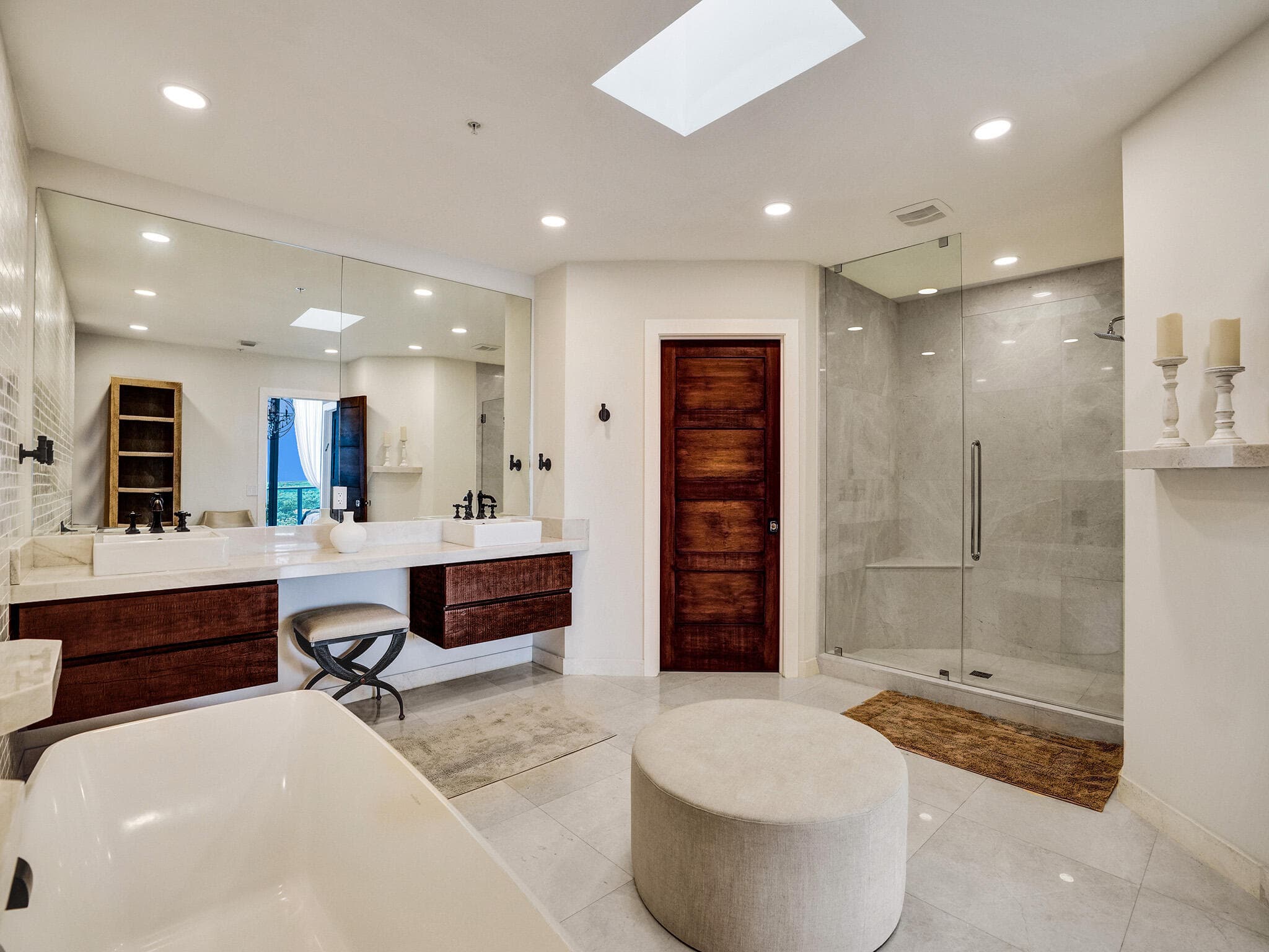 17301 Biscayne Boulevard, North Miami Beach, FL 33160 — photo 46 of 64