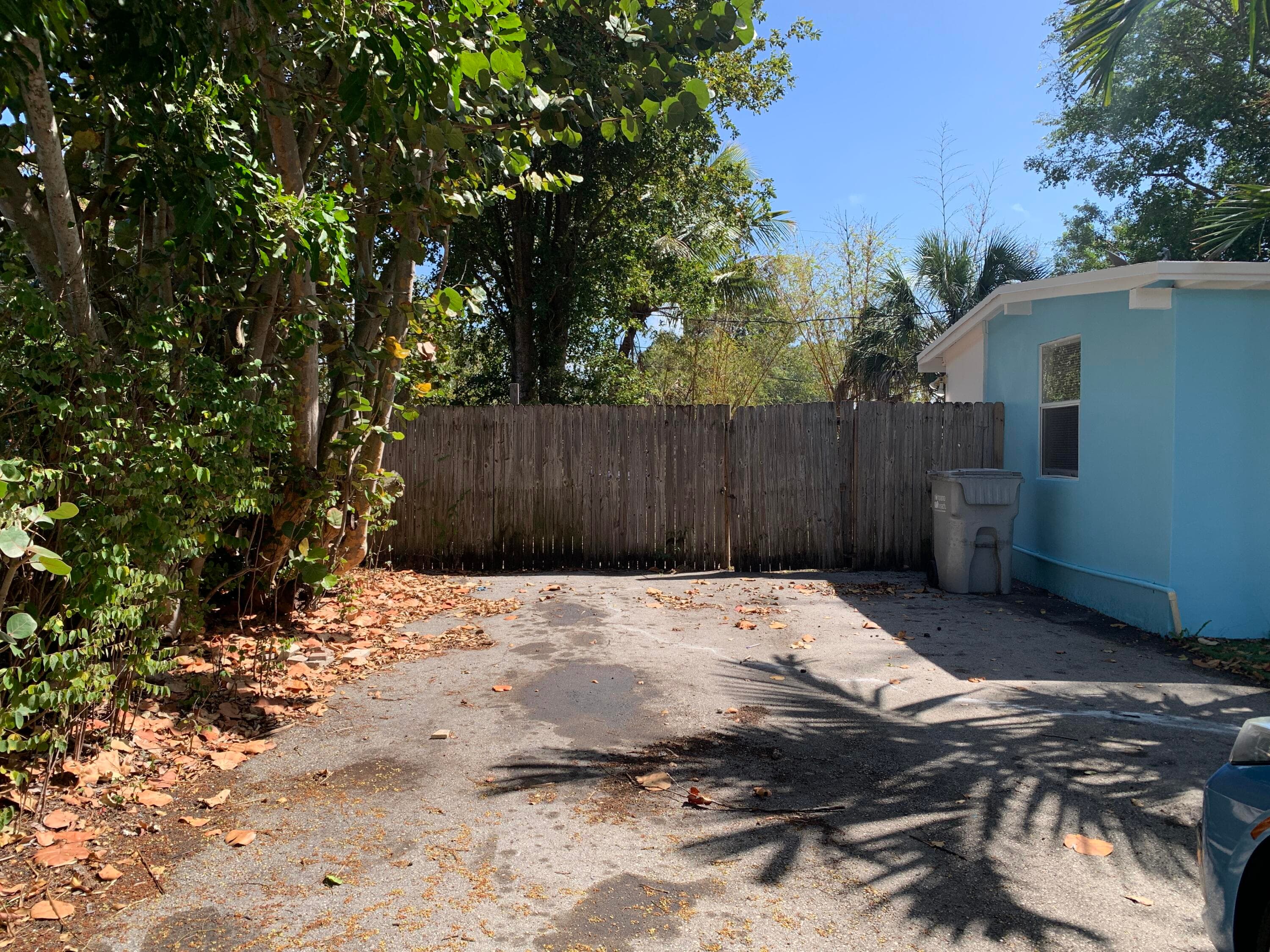5300 NE 15th Avenue, Pompano Beach, FL 33064 — photo 3 of 20