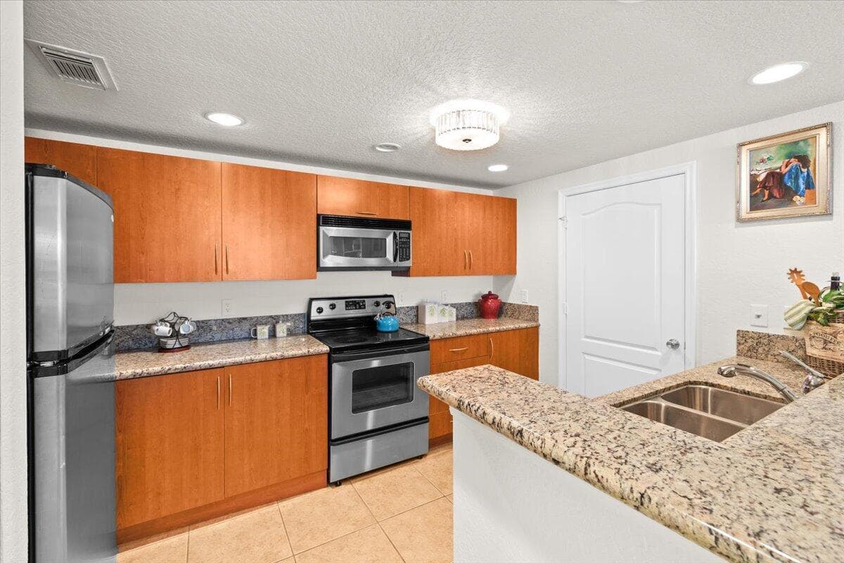158 SW Peacock Boulevard 30105, Port St. Lucie, FL 34986 — photo 1 of 36