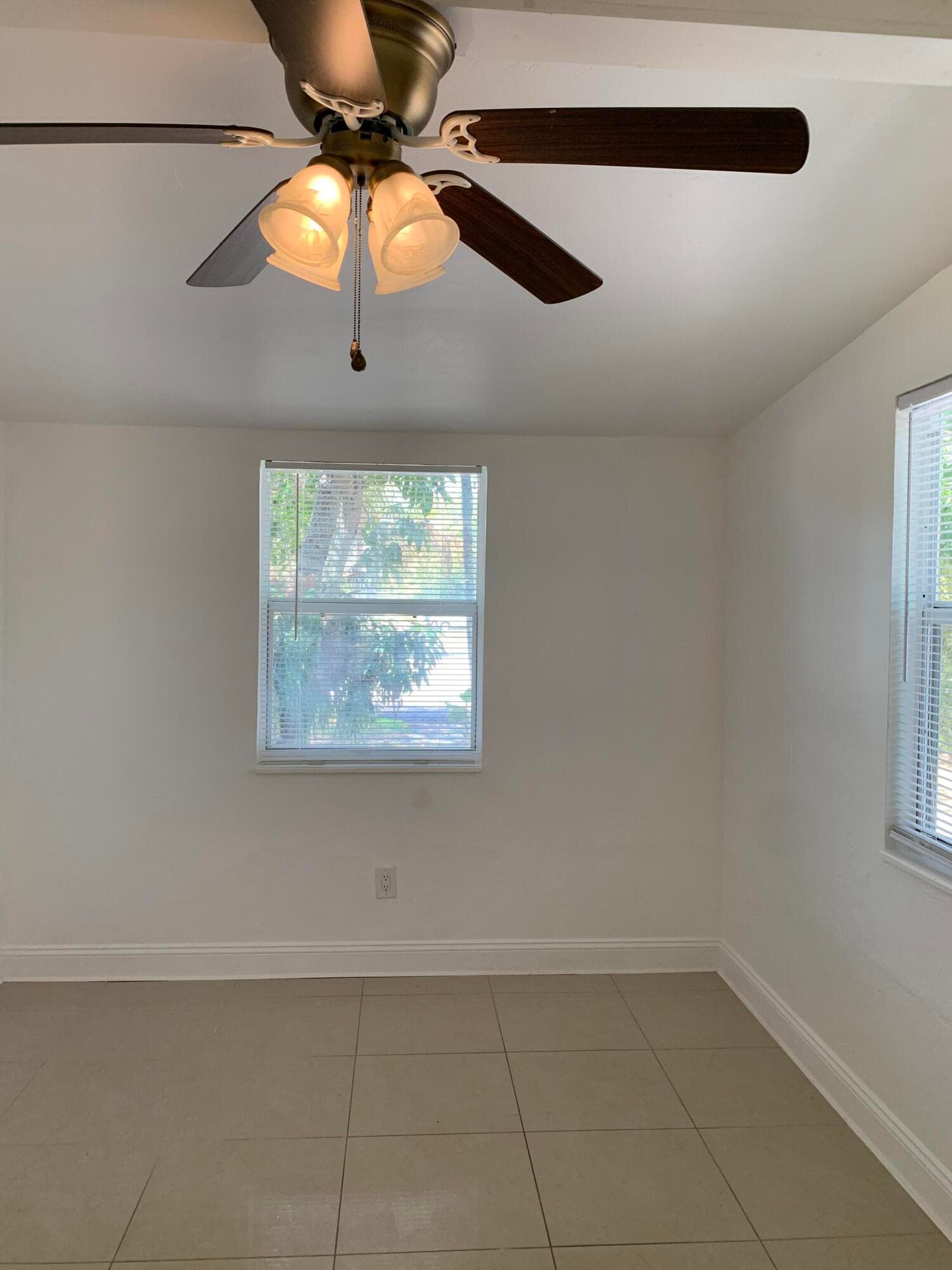 5300 NE 15th Avenue, Pompano Beach, FL 33064 — photo 11 of 20