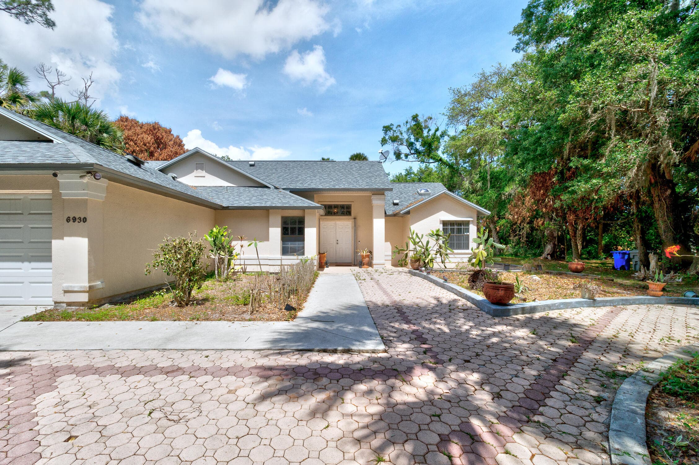 6930 41st Street, Vero Beach, FL 32967 — photo 5 of 23