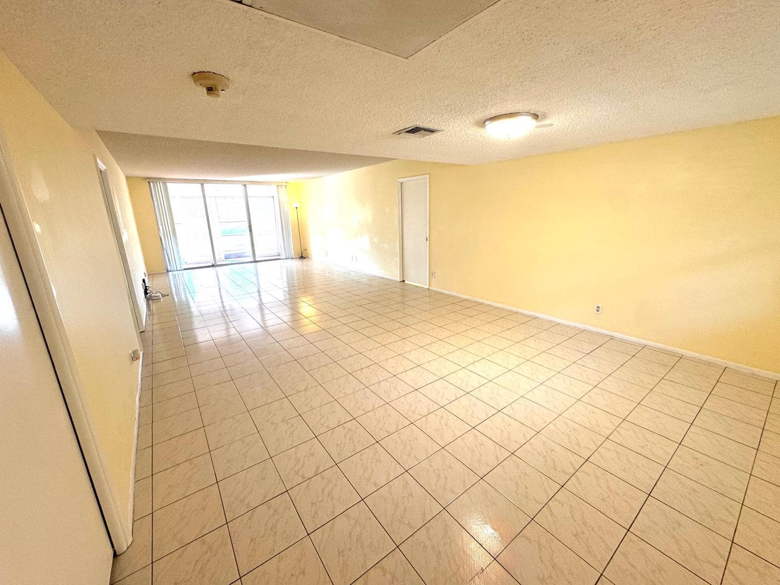 901 Cypress Terrace 103, Pompano Beach, FL 33069 — photo 2 of 28