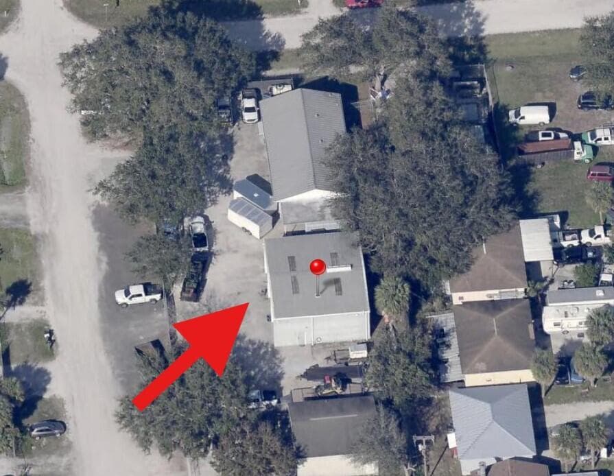 816 SW 11th Dr Drive SW, Vero Beach, FL 32962 — photo 1 of 3