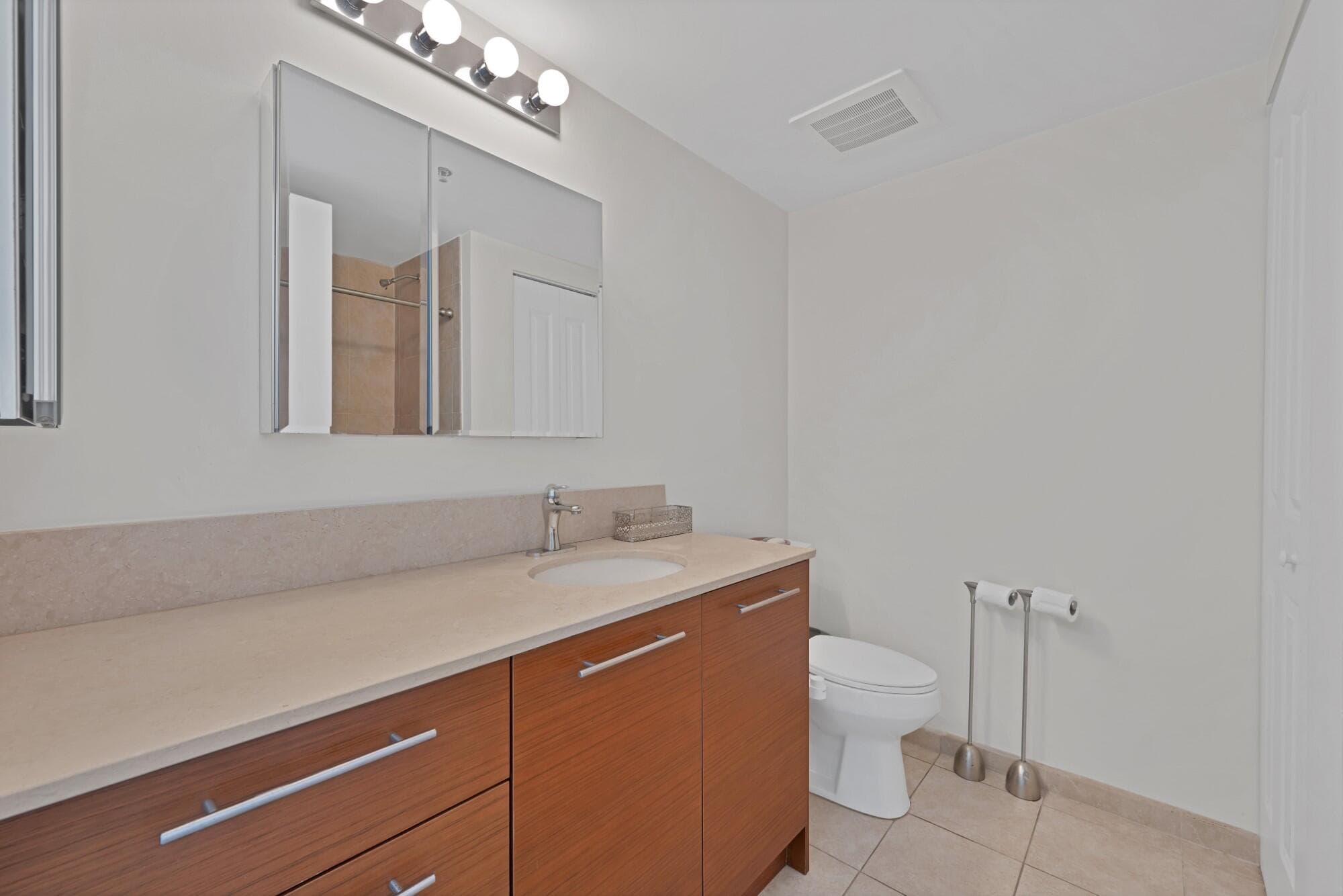 2641 N Flamingo Road 2108 N, Plantation, FL 33323 — photo 38 of 52