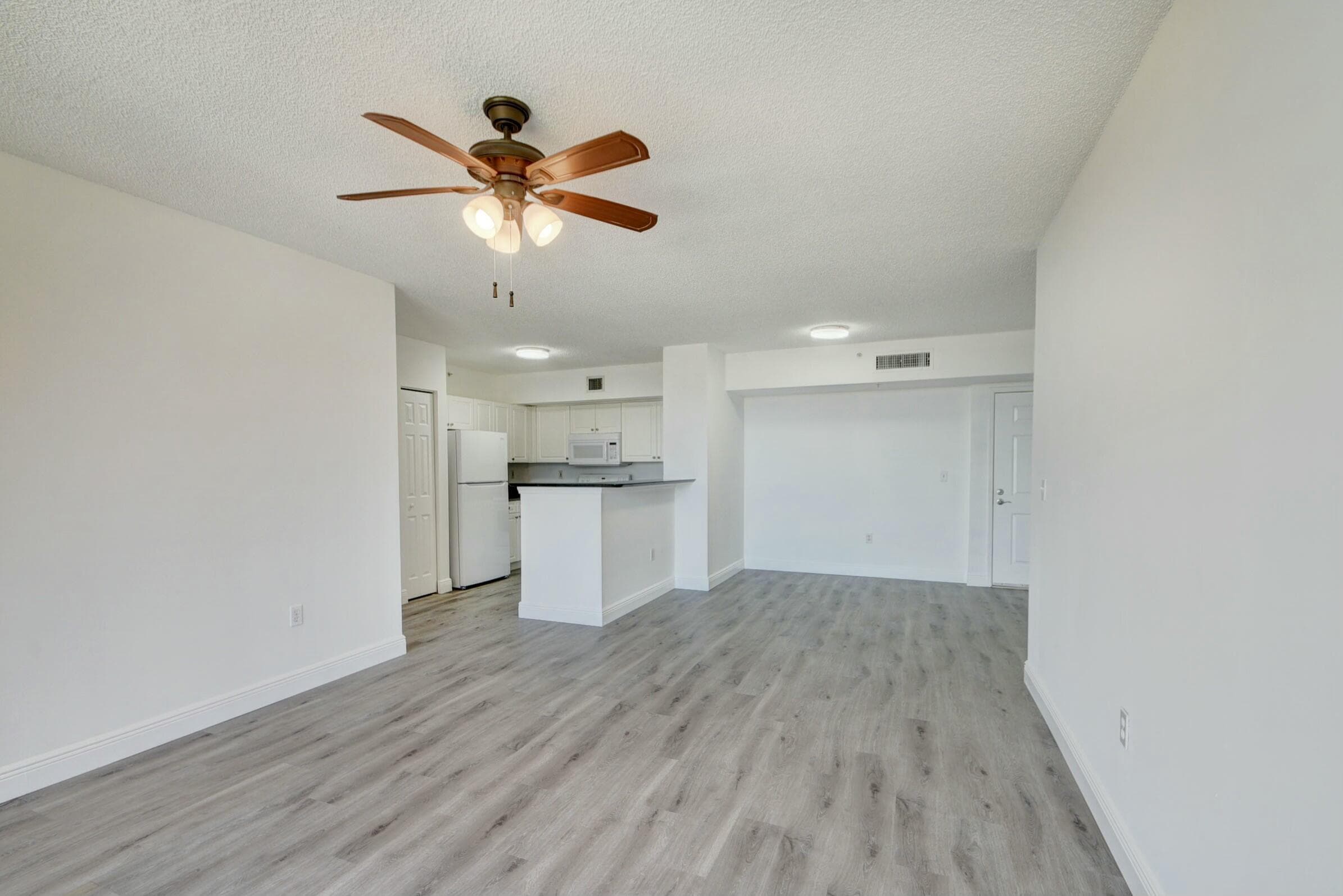 651 Okeechobee Boulevard 809, West Palm Beach, FL 33401 — photo 11 of 50