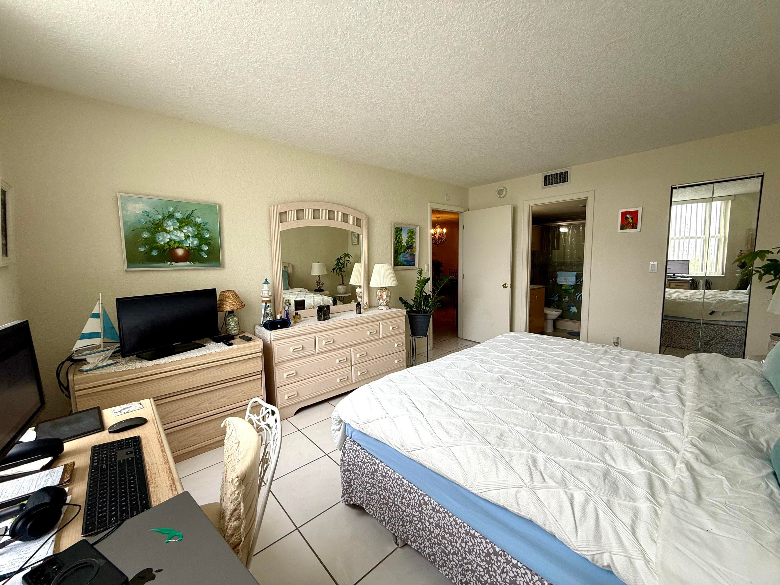 101 Briny Avenue 409, Pompano Beach, FL 33062 — photo 4 of 29