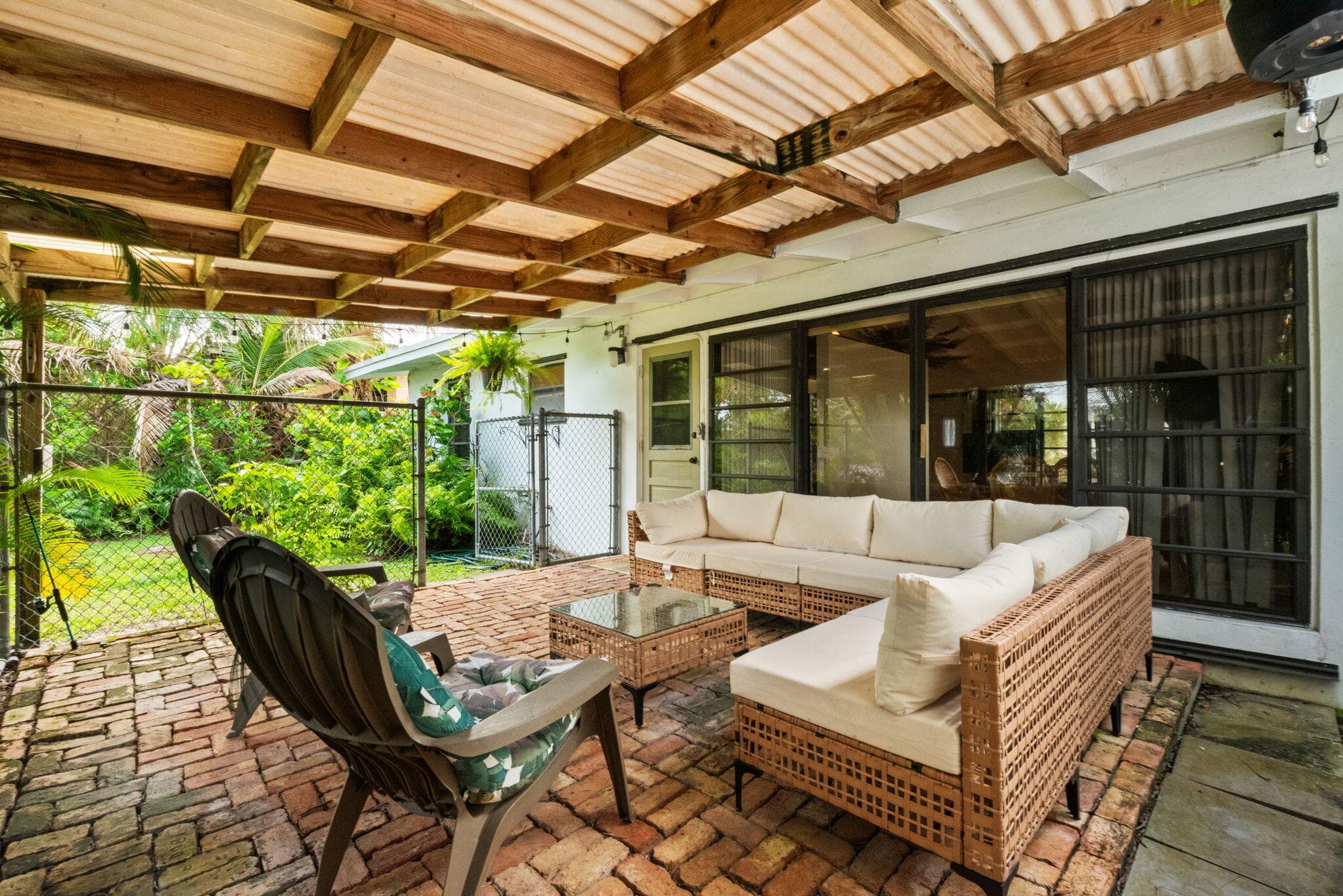 2512 Sugarloaf Lane, Fort Lauderdale, FL 33312 — photo 25 of 31