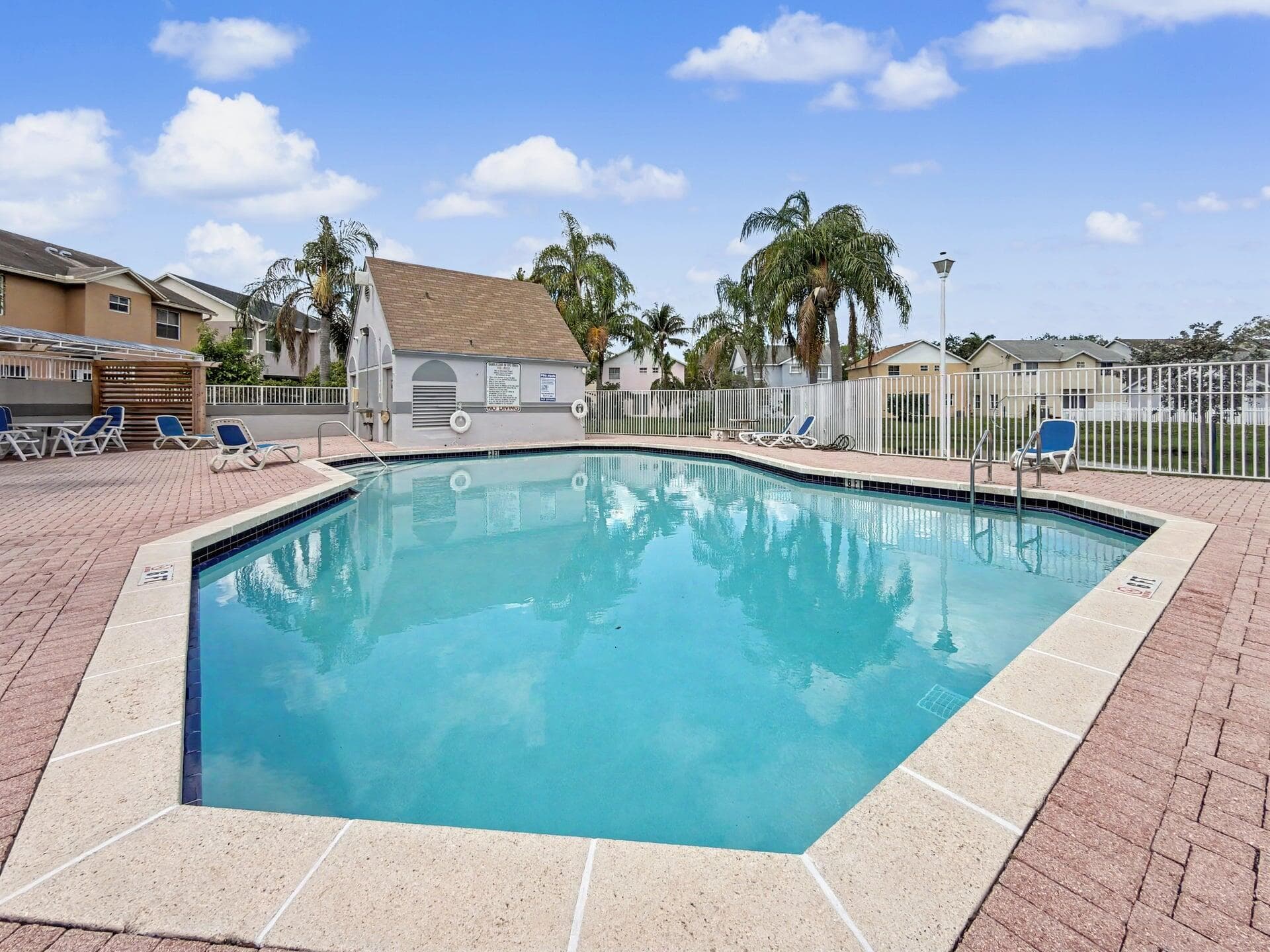 10151 NW 3rd Street, Pembroke Pines, FL 33026 — photo 33 of 34