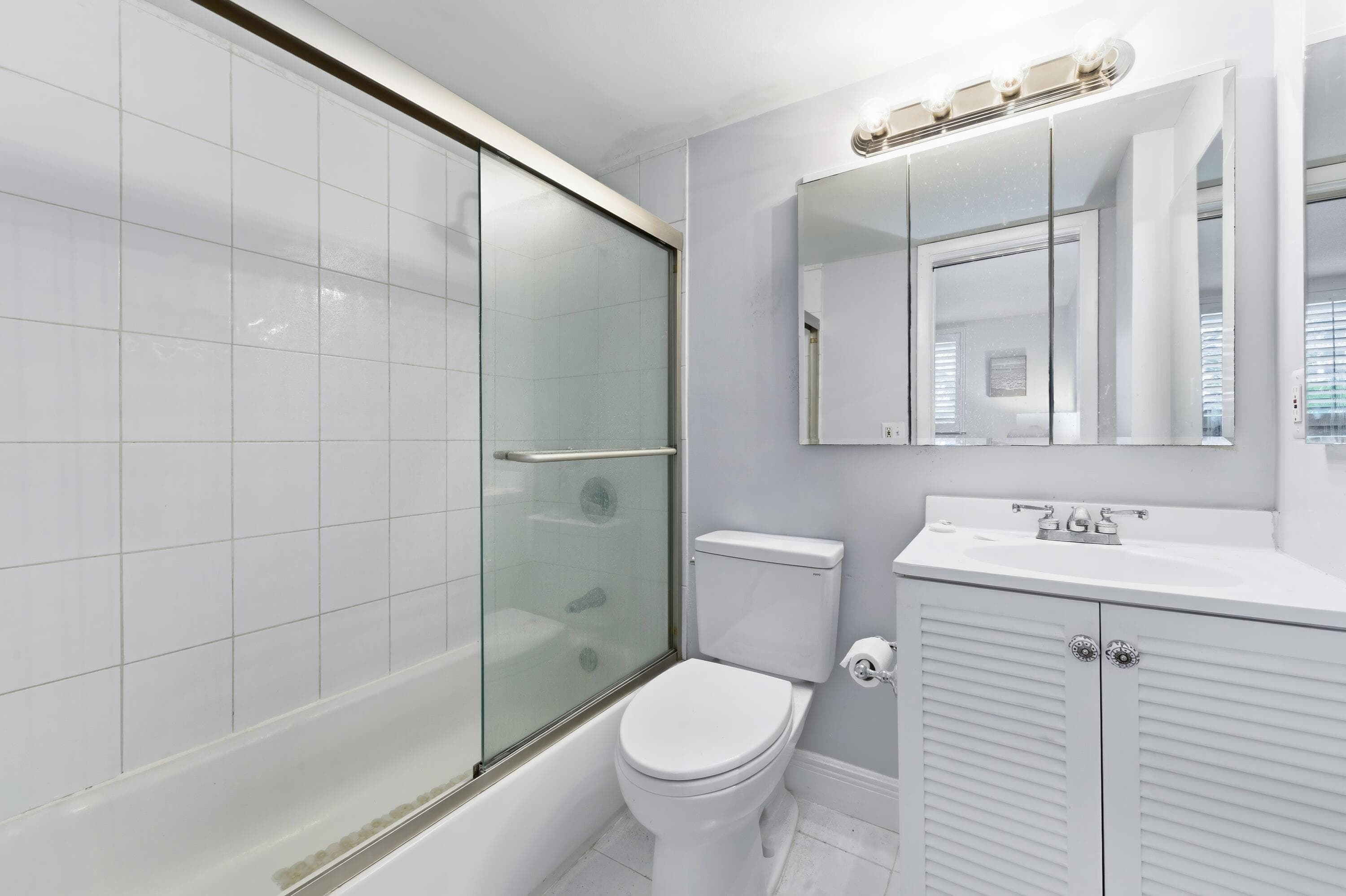 139 Sunrise Avenue 102, Palm Beach, FL 33480 — photo 10 of 20