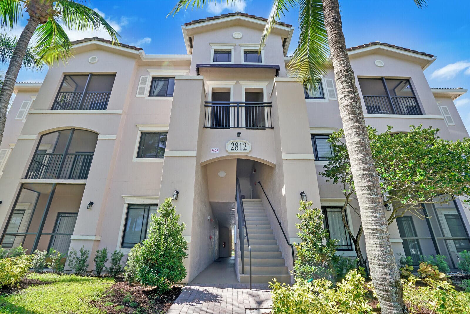 2812 Grande Parkway 105, Palm Beach Gardens, FL 33410 — photo 1 of 12