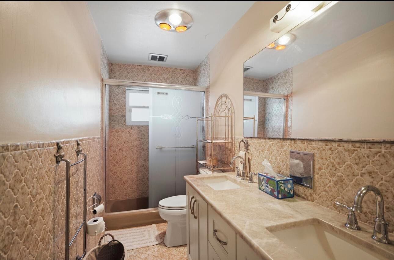 4490 NW 43rd Street, Lauderdale Lakes, FL 33319 — photo 32 of 48