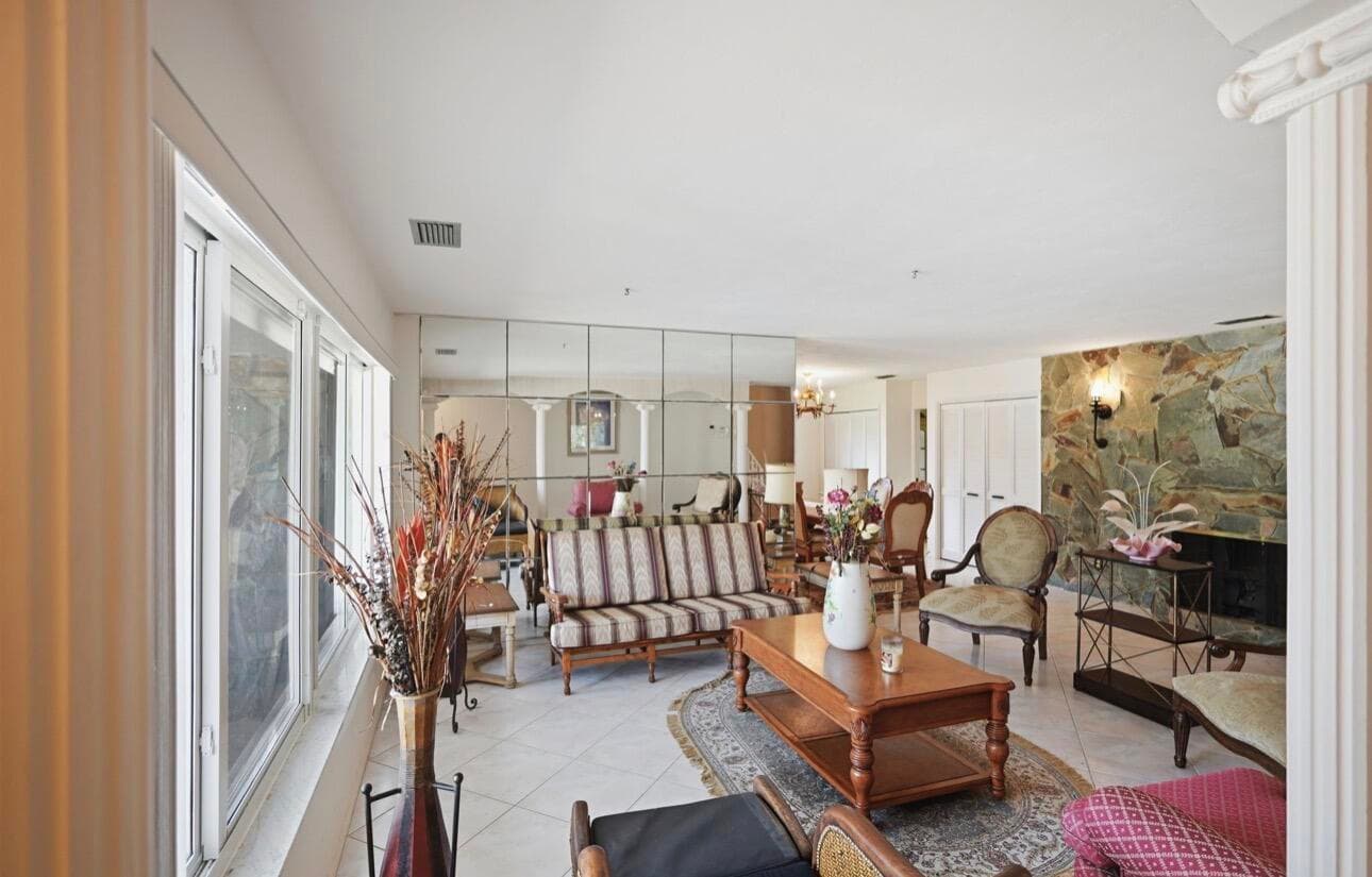 4490 NW 43rd Street, Lauderdale Lakes, FL 33319 — photo 10 of 48
