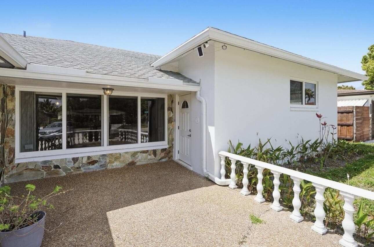 4490 NW 43rd Street, Lauderdale Lakes, FL 33319 — photo 41 of 48