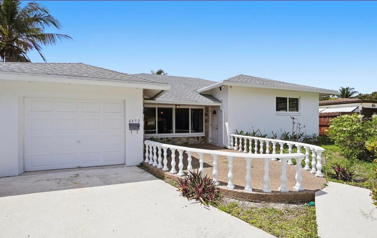 4490 NW 43rd Street, Lauderdale Lakes, FL 33319 — photo 45 of 48