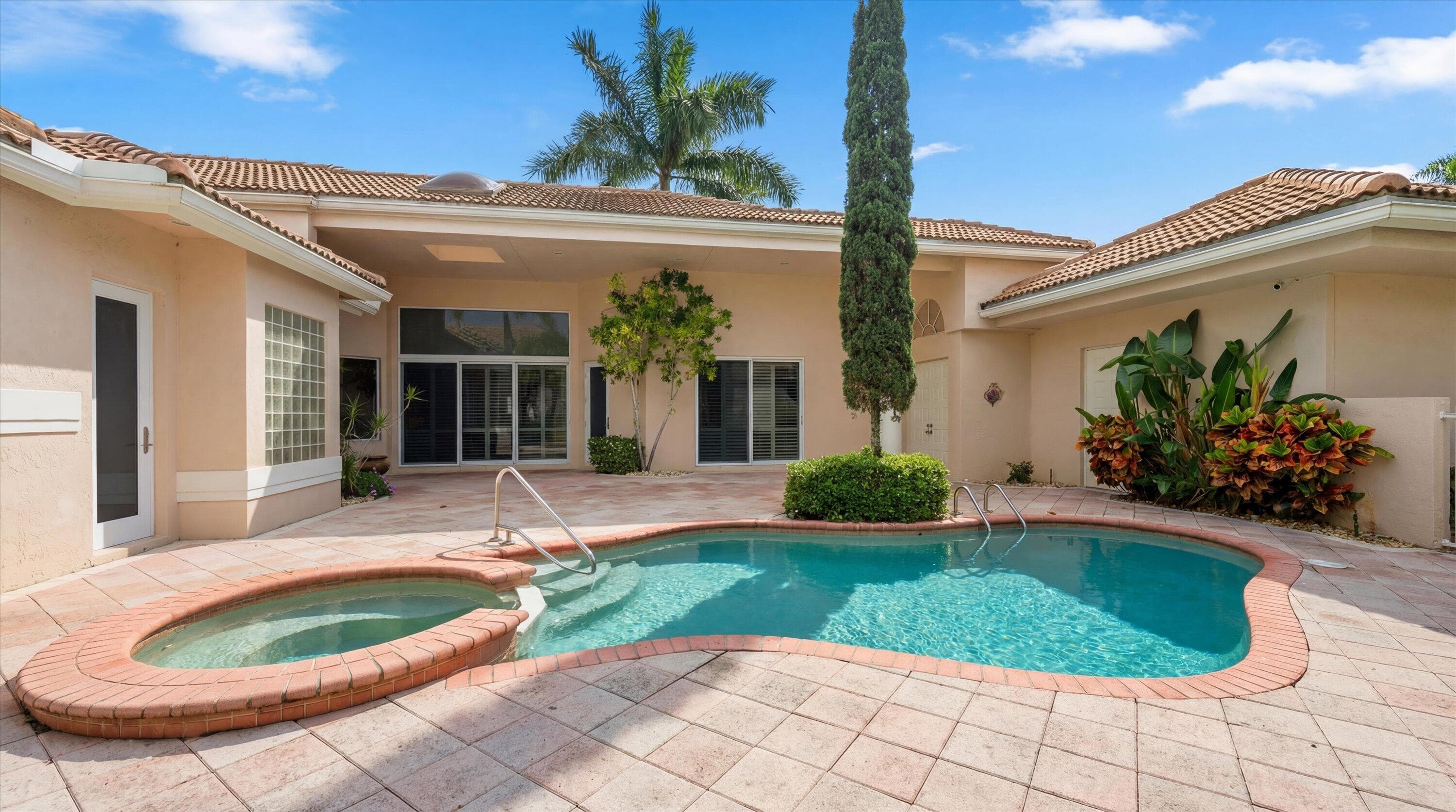 10802 Greenbriar Villa Drive, Lake Worth, FL 33449 — photo 5 of 86