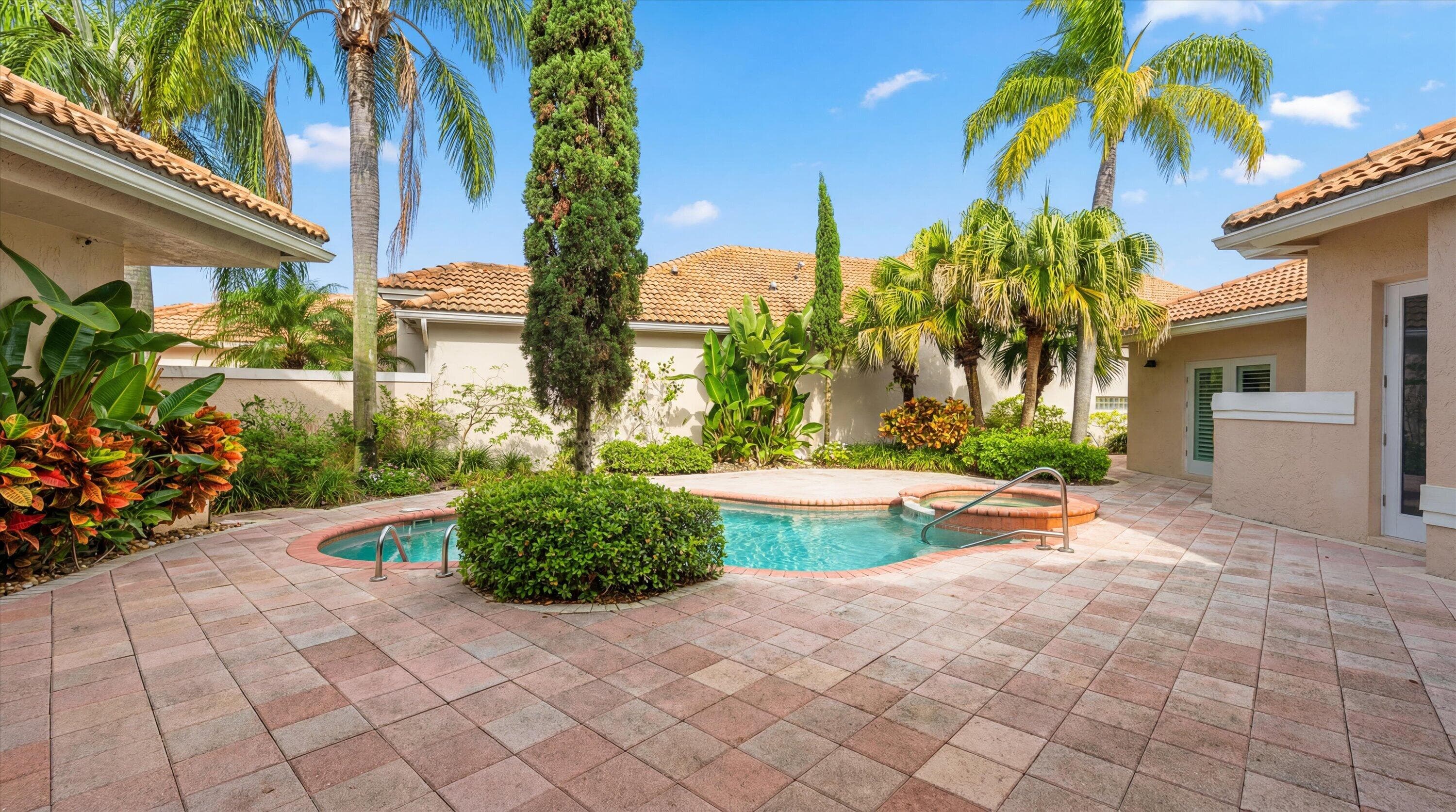10802 Greenbriar Villa Drive, Lake Worth, FL 33449 — photo 8 of 86