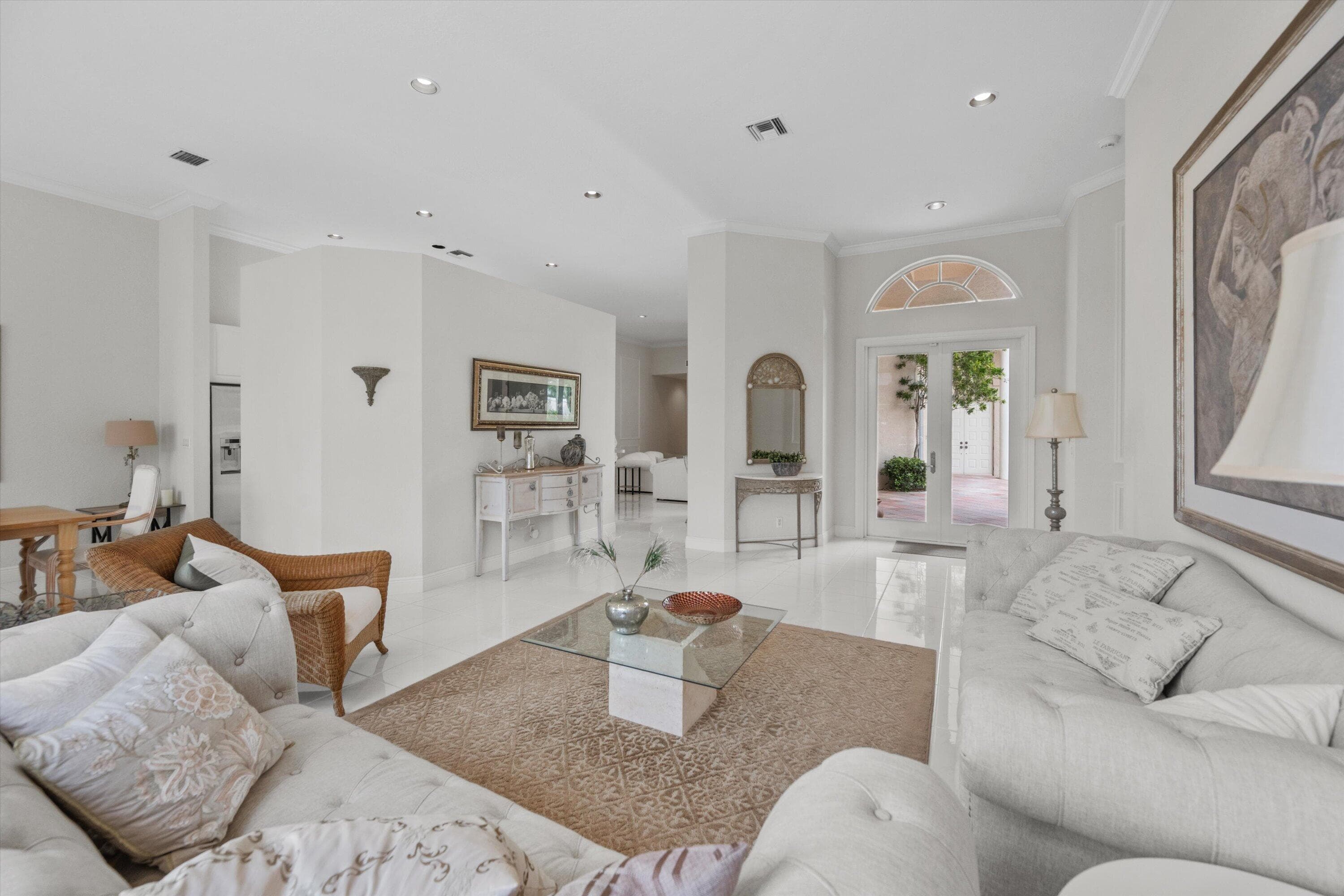 10802 Greenbriar Villa Drive, Lake Worth, FL 33449 — photo 16 of 86