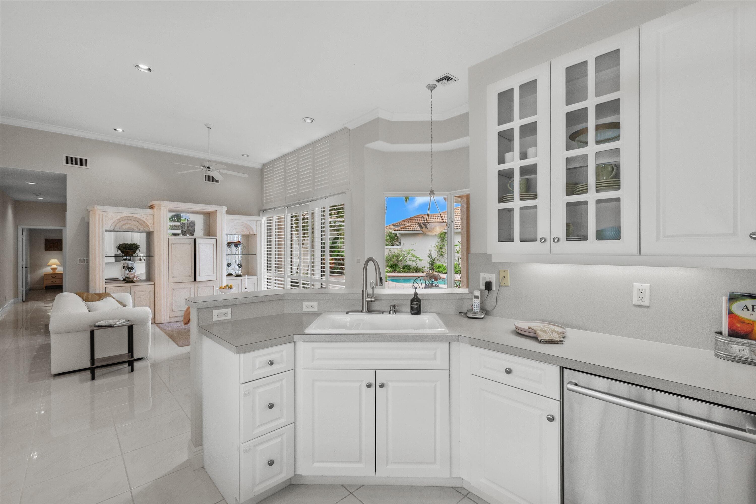 10802 Greenbriar Villa Drive, Lake Worth, FL 33449 — photo 20 of 86