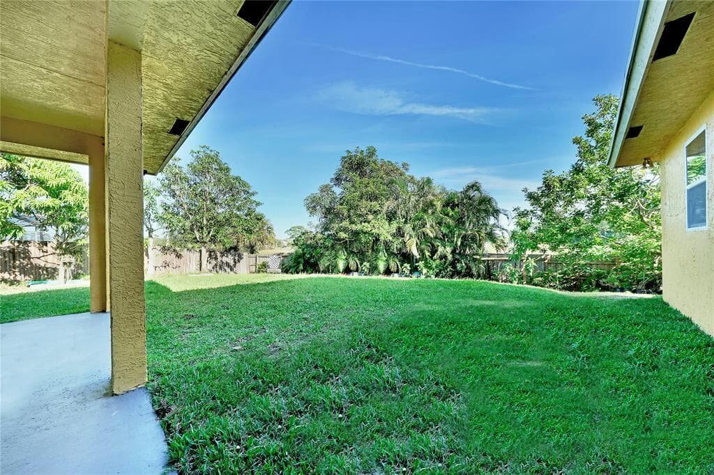 6112 NW Ginger Lane, Port St. Lucie, FL 34986 — photo 10 of 40