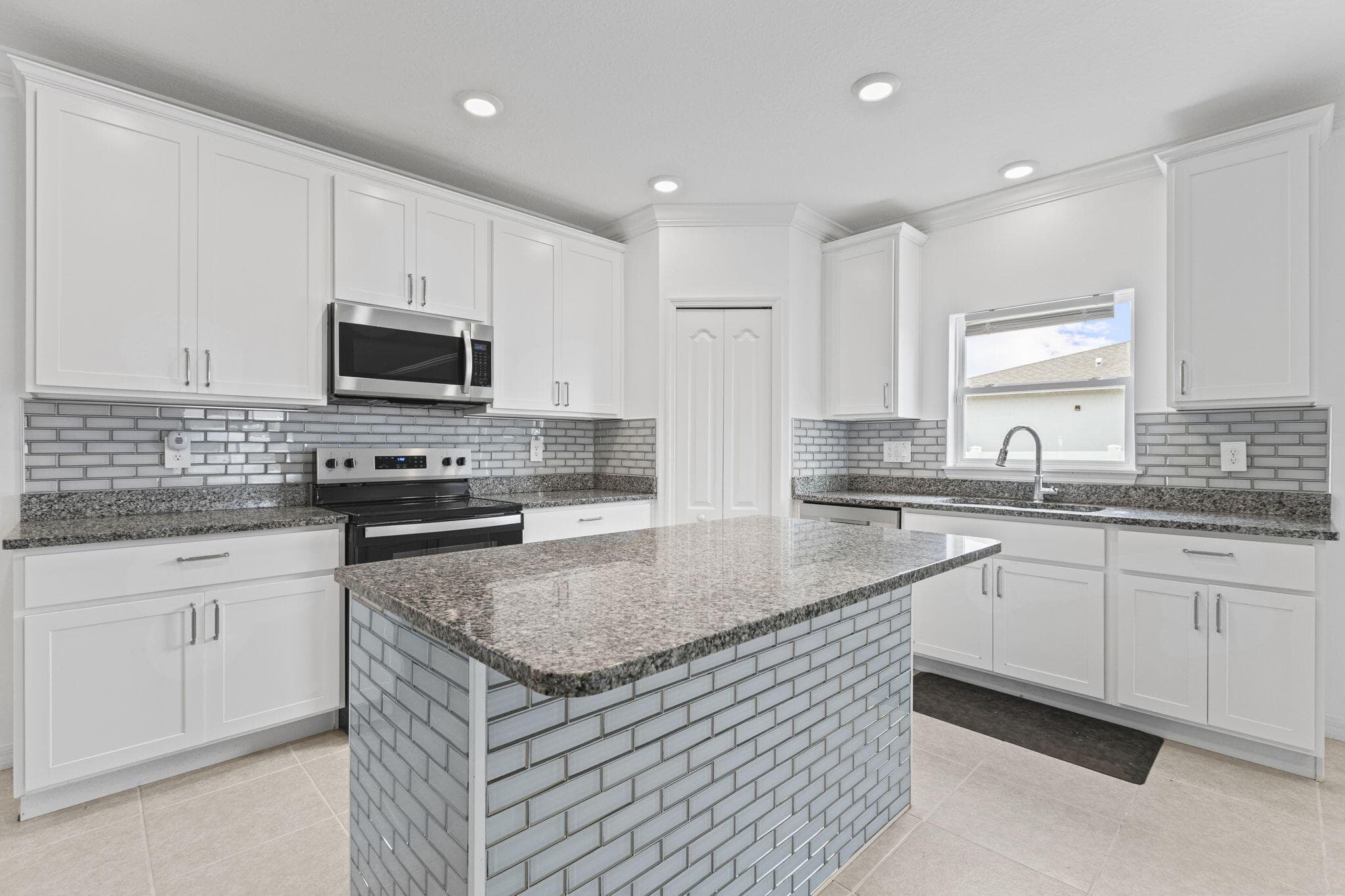 681 SW Millard Drive, Port St. Lucie, FL 34953 — photo 10 of 76