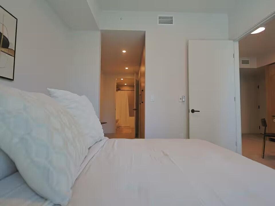 121 NE 5th Street 1506, Miami, FL 33132 — photo 6 of 26