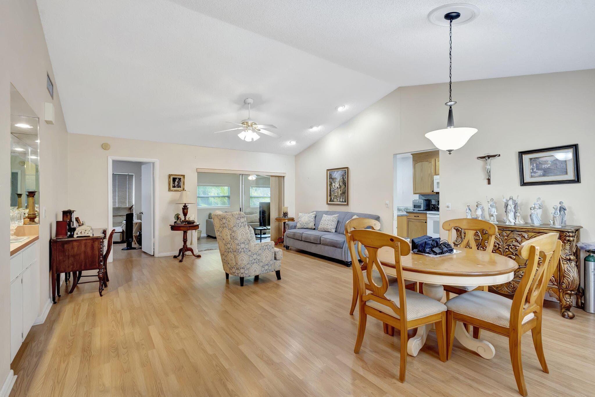 178 Ramblewood Circle, Royal Palm Beach, FL 33411 — photo 4 of 30