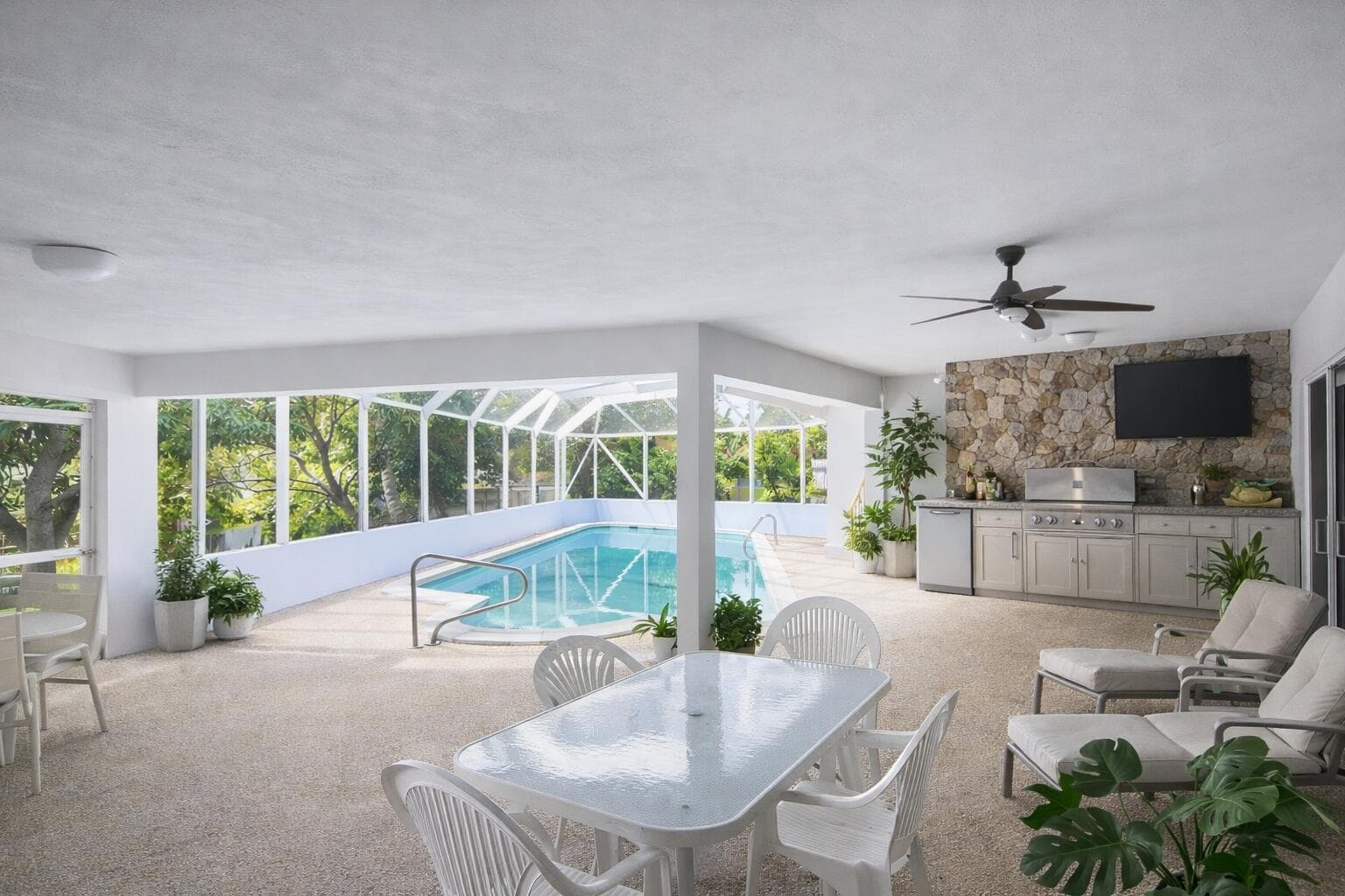 4490 NW 43rd Street, Lauderdale Lakes, FL 33319 — photo 40 of 48