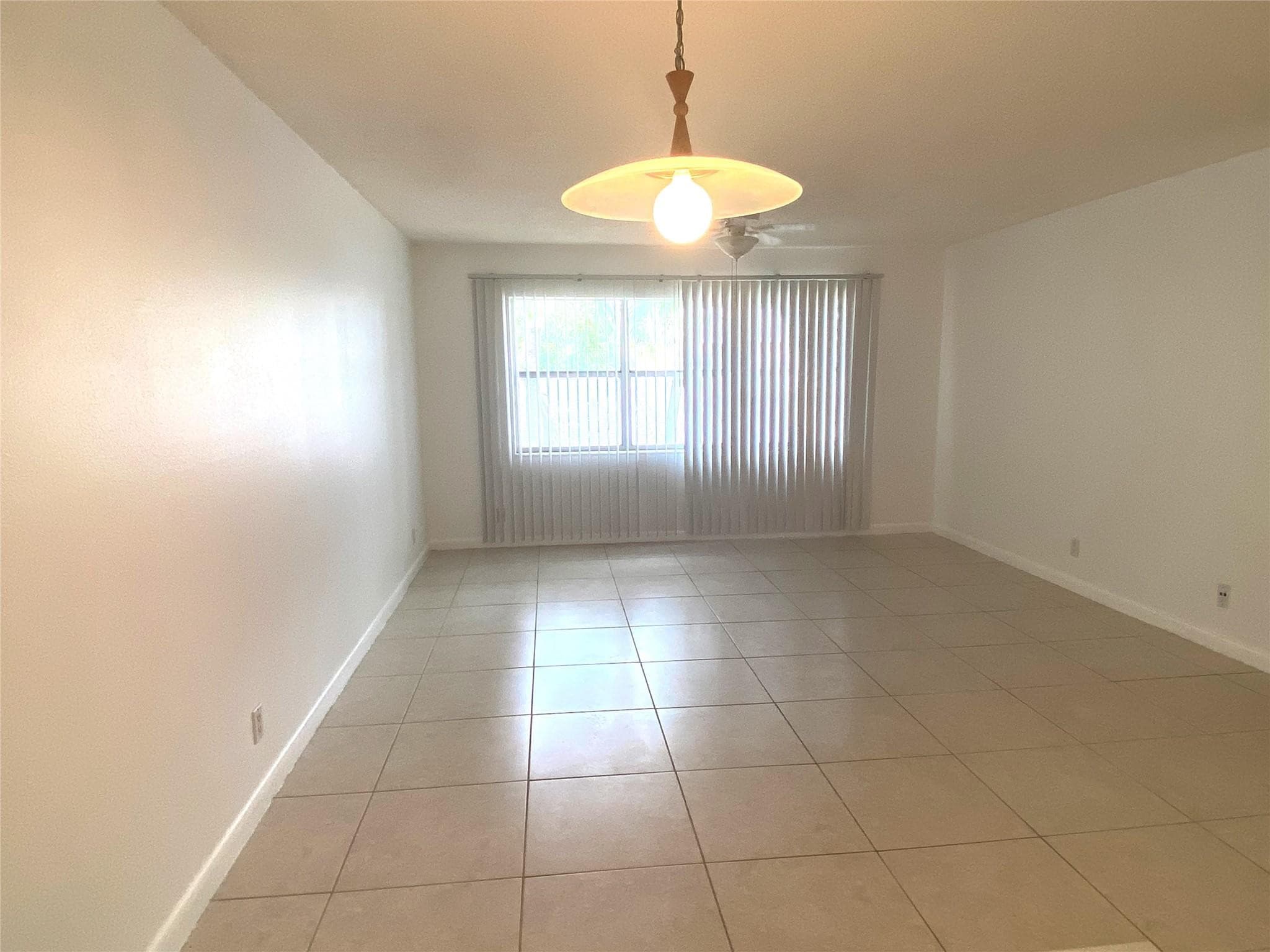 500 SE 2nd Avenue 22, Deerfield Beach, FL 33441 — photo 4 of 9
