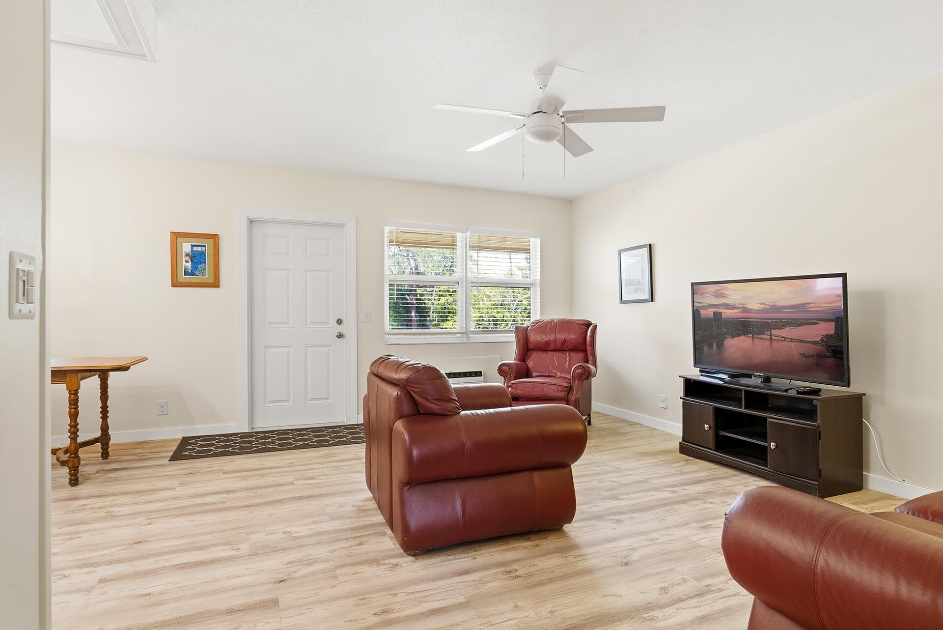 142 Norwich F, West Palm Beach, FL 33417 — photo 6 of 21