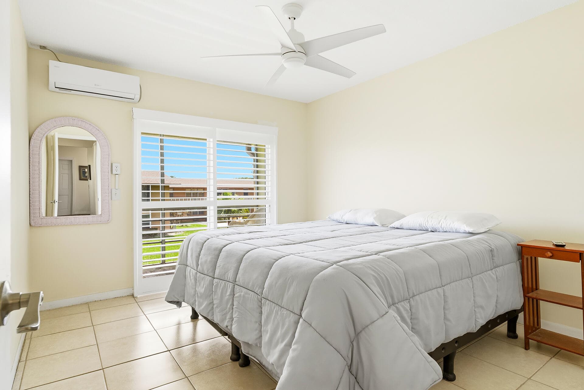 142 Norwich F, West Palm Beach, FL 33417 — photo 13 of 21