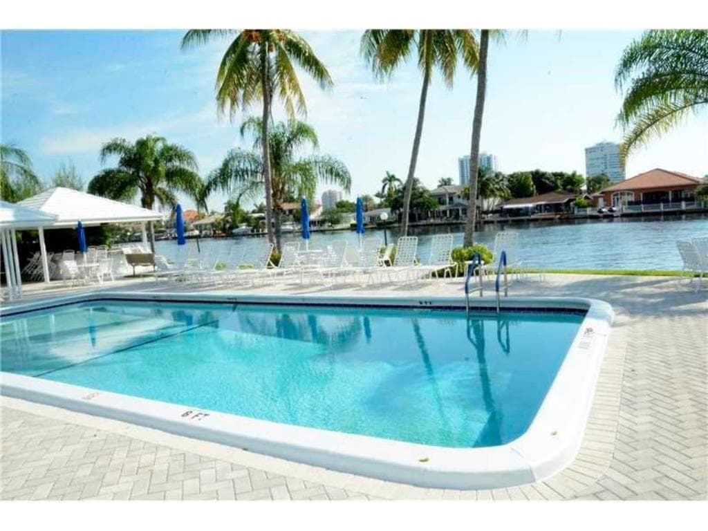 6521 Bay Club Drive 4, Fort Lauderdale, FL 33308 — photo 23 of 31