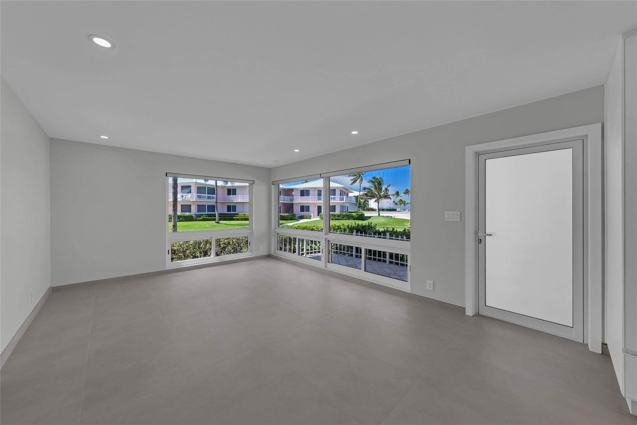 1922 S Ocean Lane 10, Fort Lauderdale, FL 33316 — photo 9 of 49