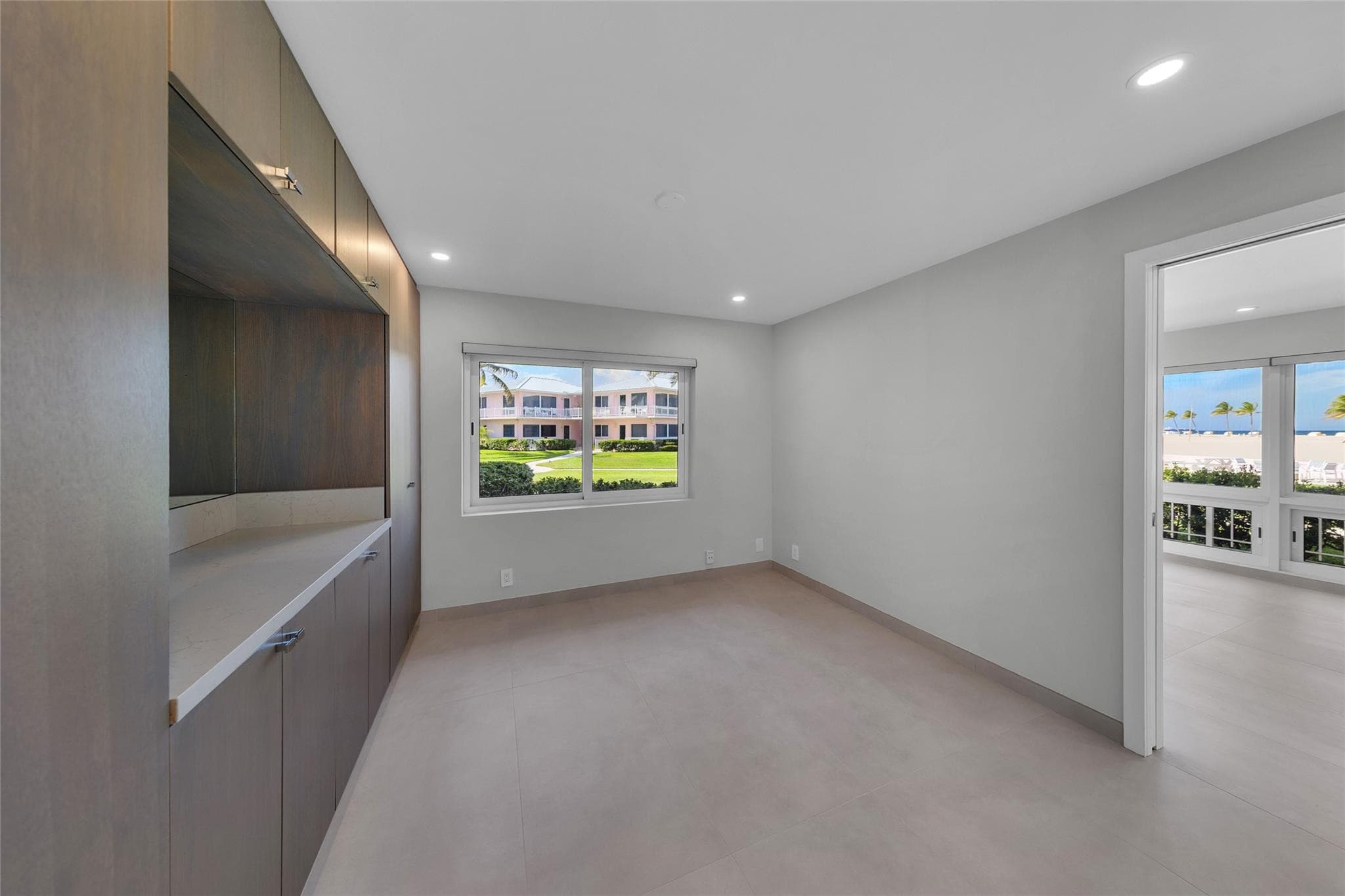 1922 S Ocean Lane 10, Fort Lauderdale, FL 33316 — photo 25 of 49